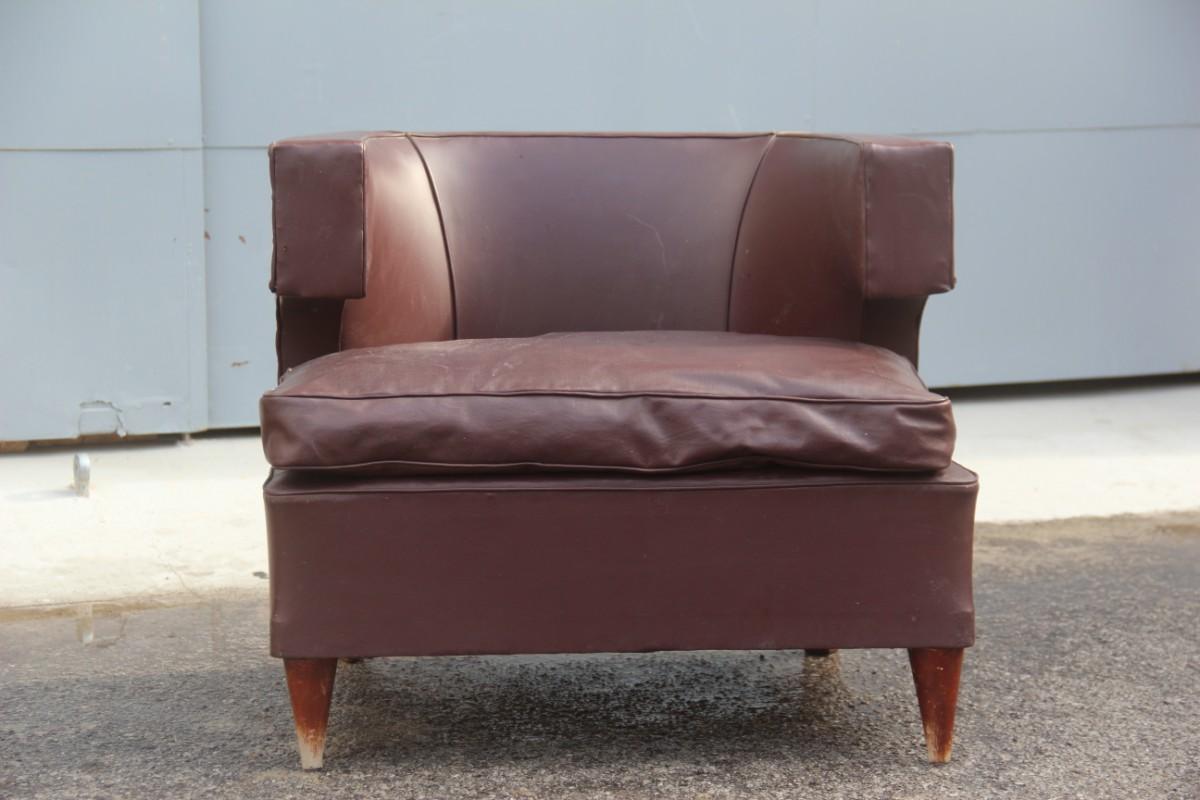 Mid-Century Modern Paire de fauteuils hongrois Art Déco Lajos Kozma en faux cuir marron des années 1930  en vente