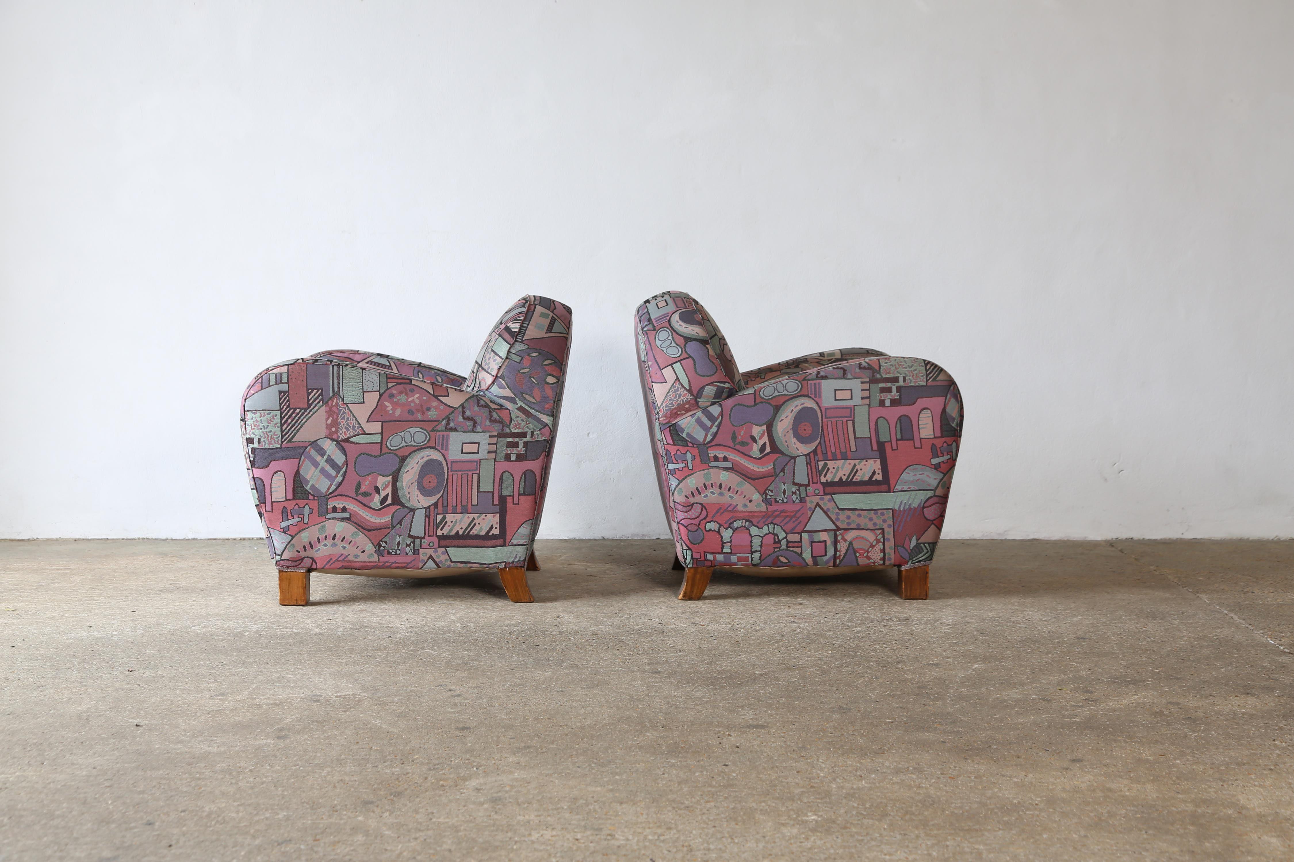 Mid-Century Modern Pair of Armchairs, Italy, 1960s For Sale