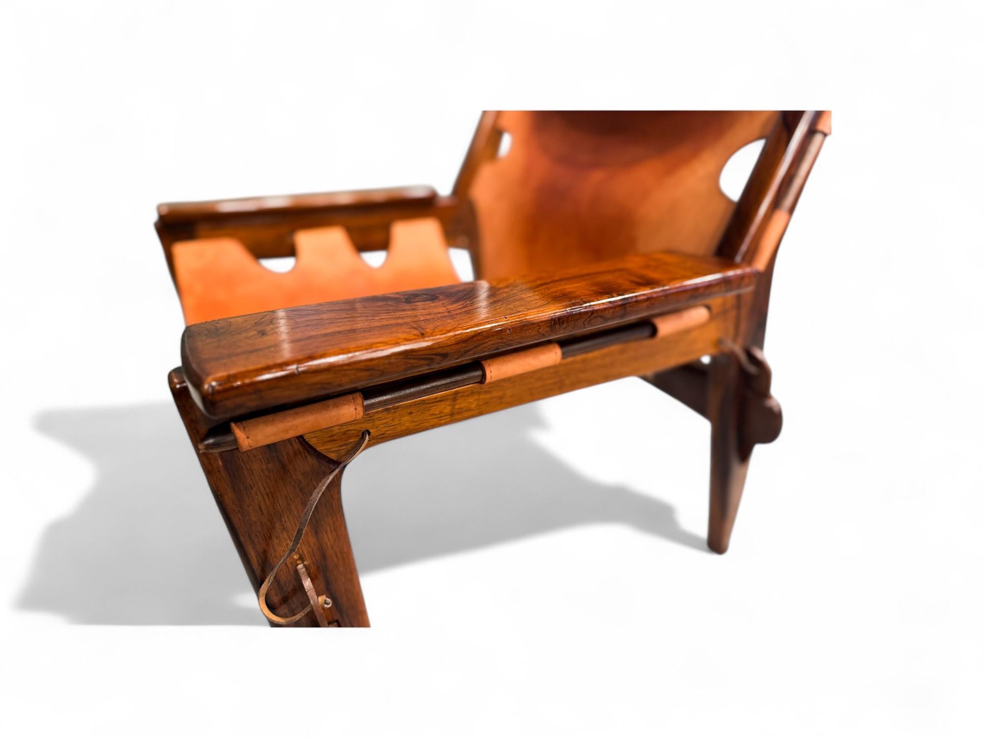 Paire de fauteuils Kilin en bois de feuillus et cuir de Sergio Rodrigues, vers 1960 en vente 2