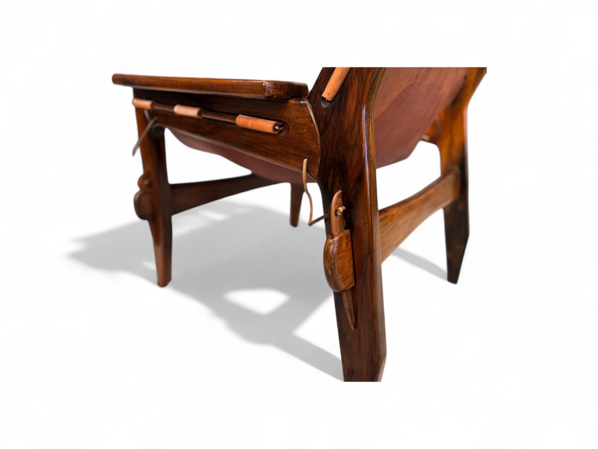 Paire de fauteuils Kilin en bois de feuillus et cuir de Sergio Rodrigues, vers 1960 en vente 7