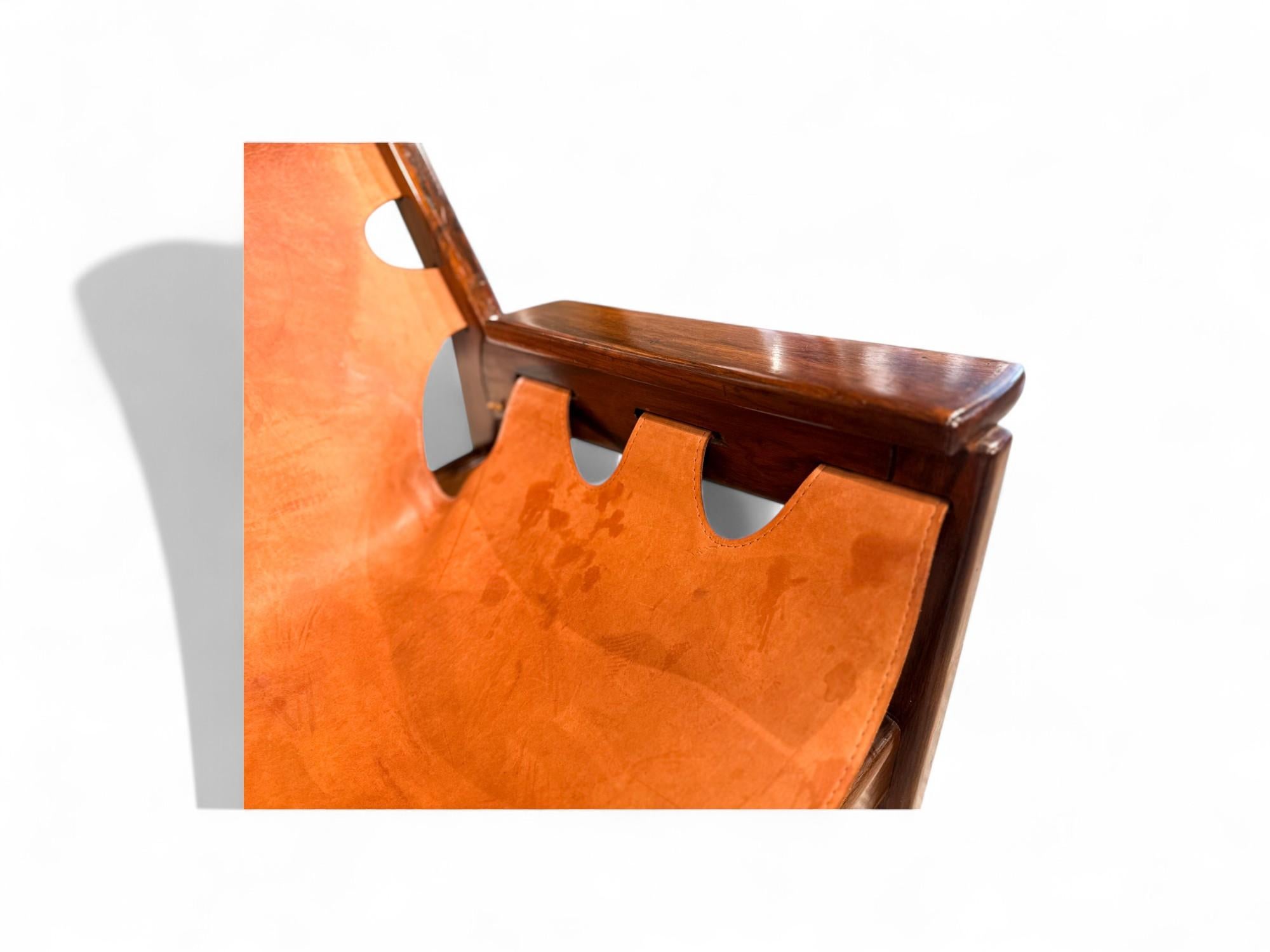 Paire de fauteuils Kilin en bois de feuillus et cuir de Sergio Rodrigues, vers 1960 en vente 9