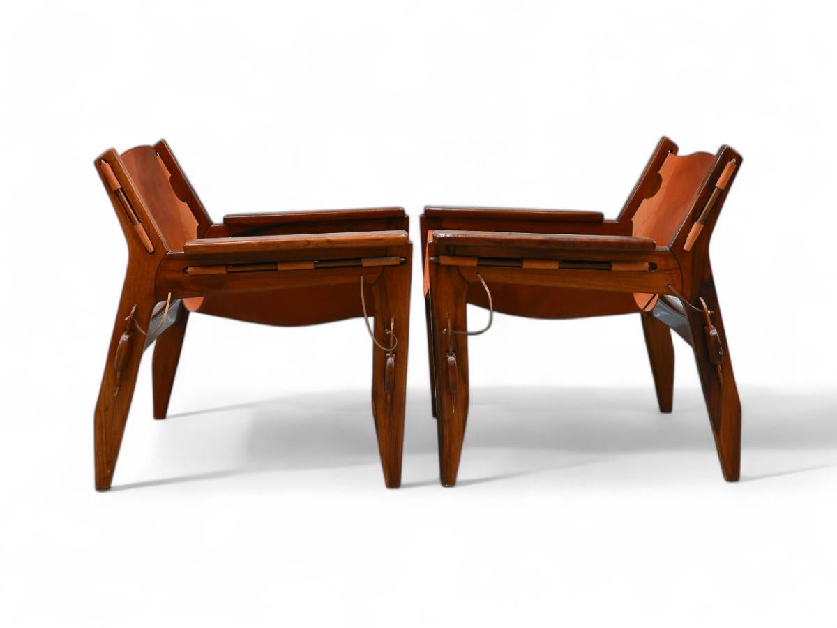 20th Century Pair of Armchairs “Kilin” in Hardwood and Leather by Sergio Rodrigues, c. 1960s For Sale
