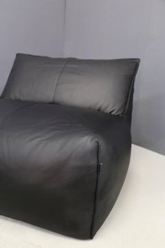 Pair of Armchairs "Le Bambole" in Black Leather by Mario Bellini for B&B Italia