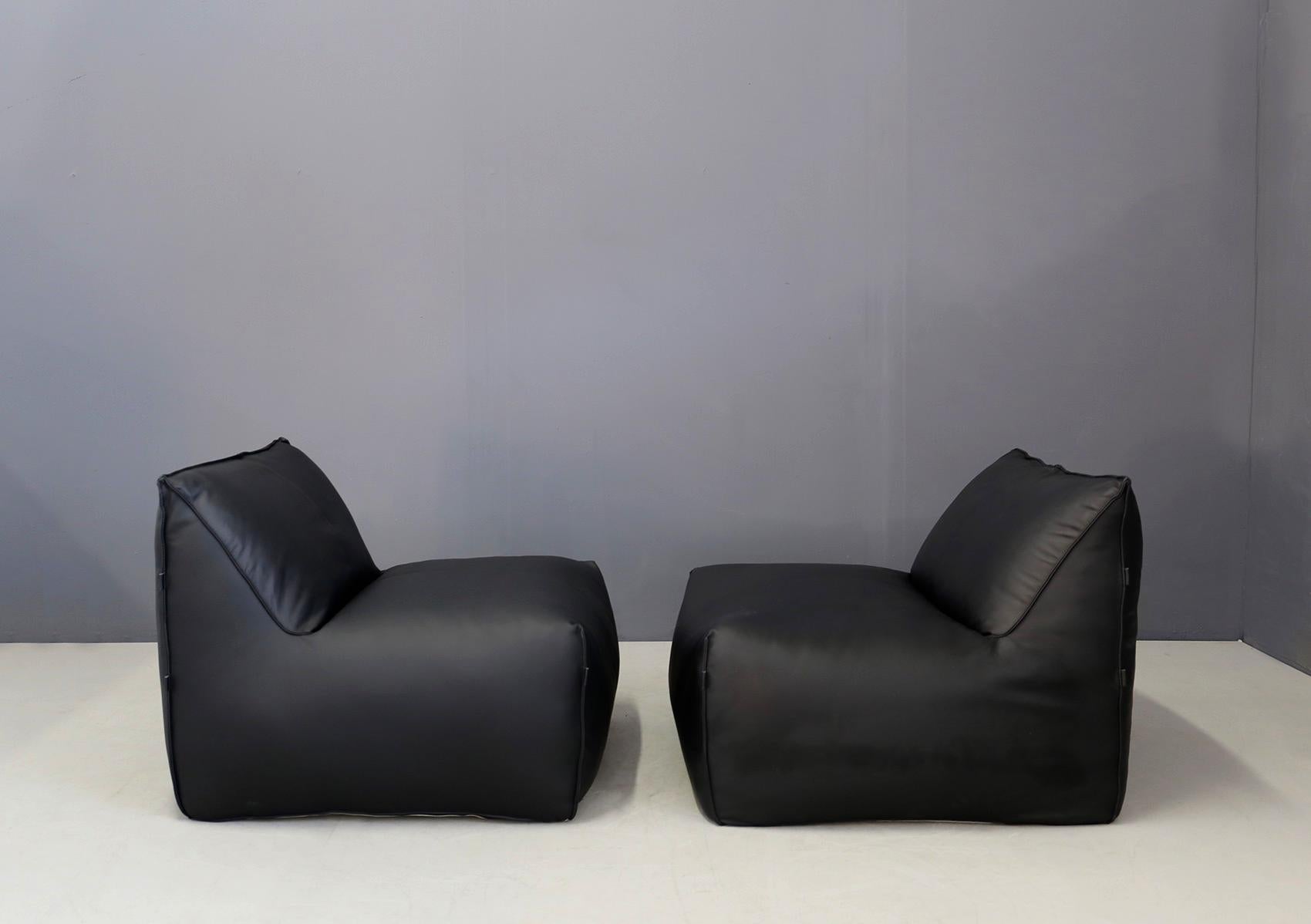 Italian Pair of Armchairs 