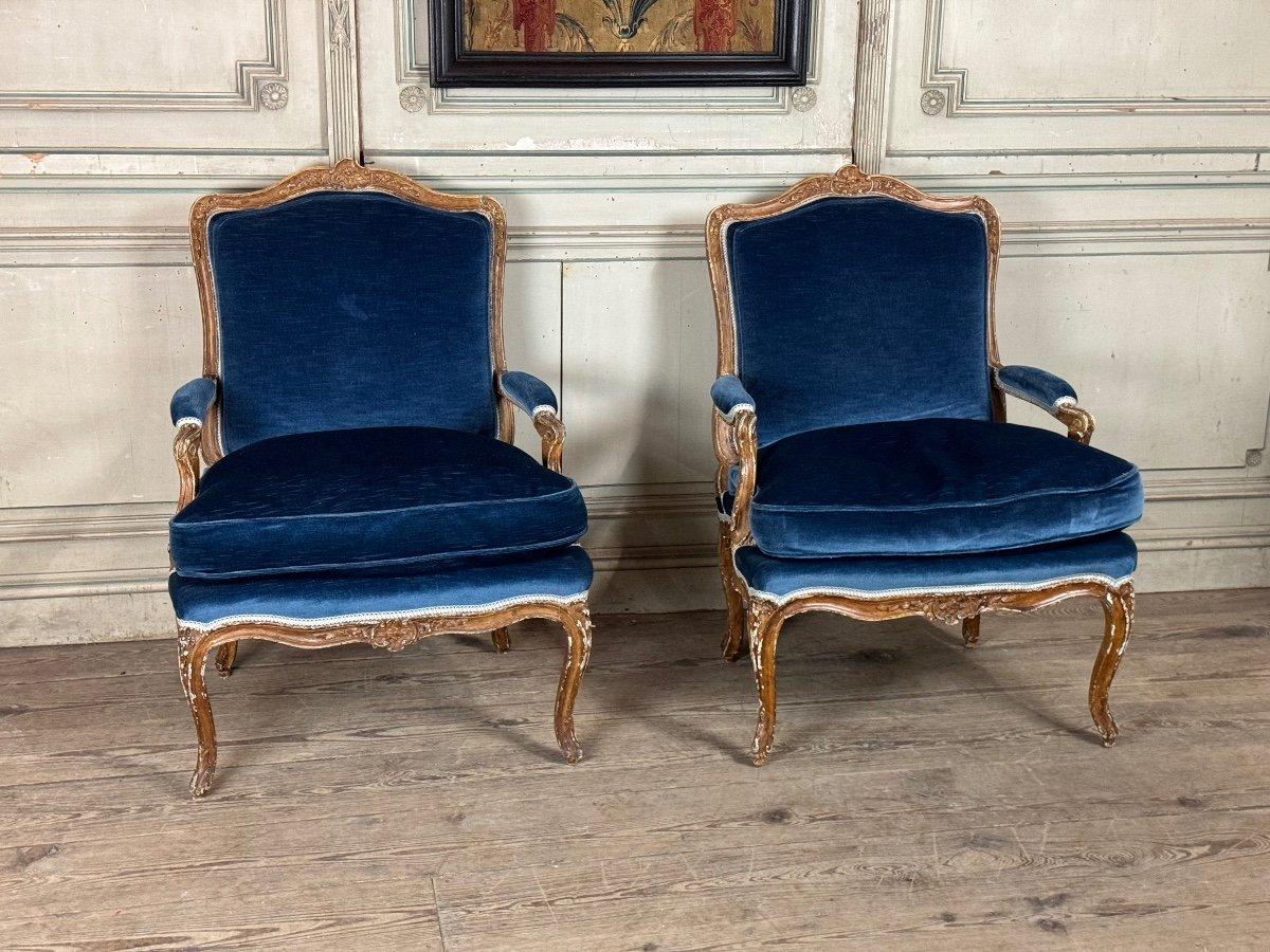 Pair of Louis XV armchairs, 18th century “oak” carved wood, pretty velvet in good condition