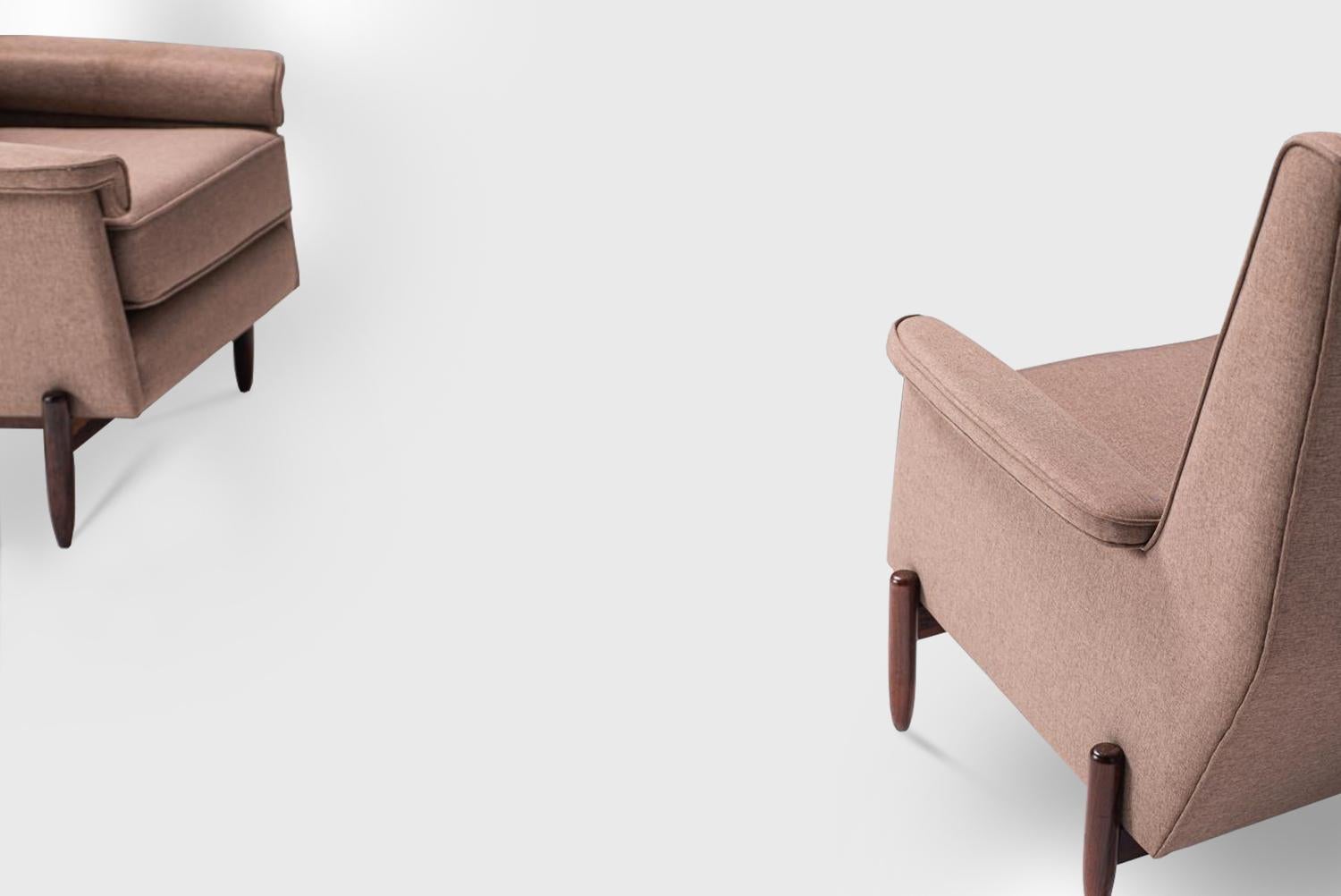 Paar Sessel, hergestellt von Móveis Cantu im Zustand „Gut“ im Angebot in Barcelona, ES