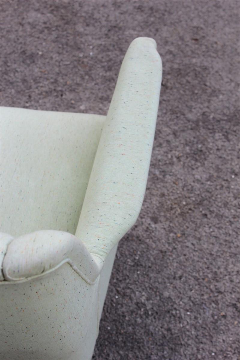 Paire de fauteuils Design italien du milieu du siècle Pieds en bois Laiton Vert Gio Ponti en vente 1