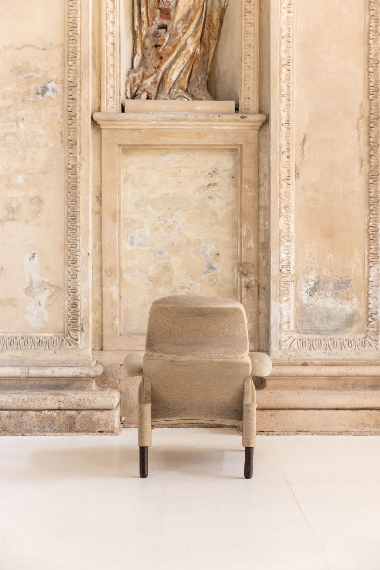 Pair of armchairs mod. San Luca by Achille & Piergiacomo Castiglioni for Gavina 3