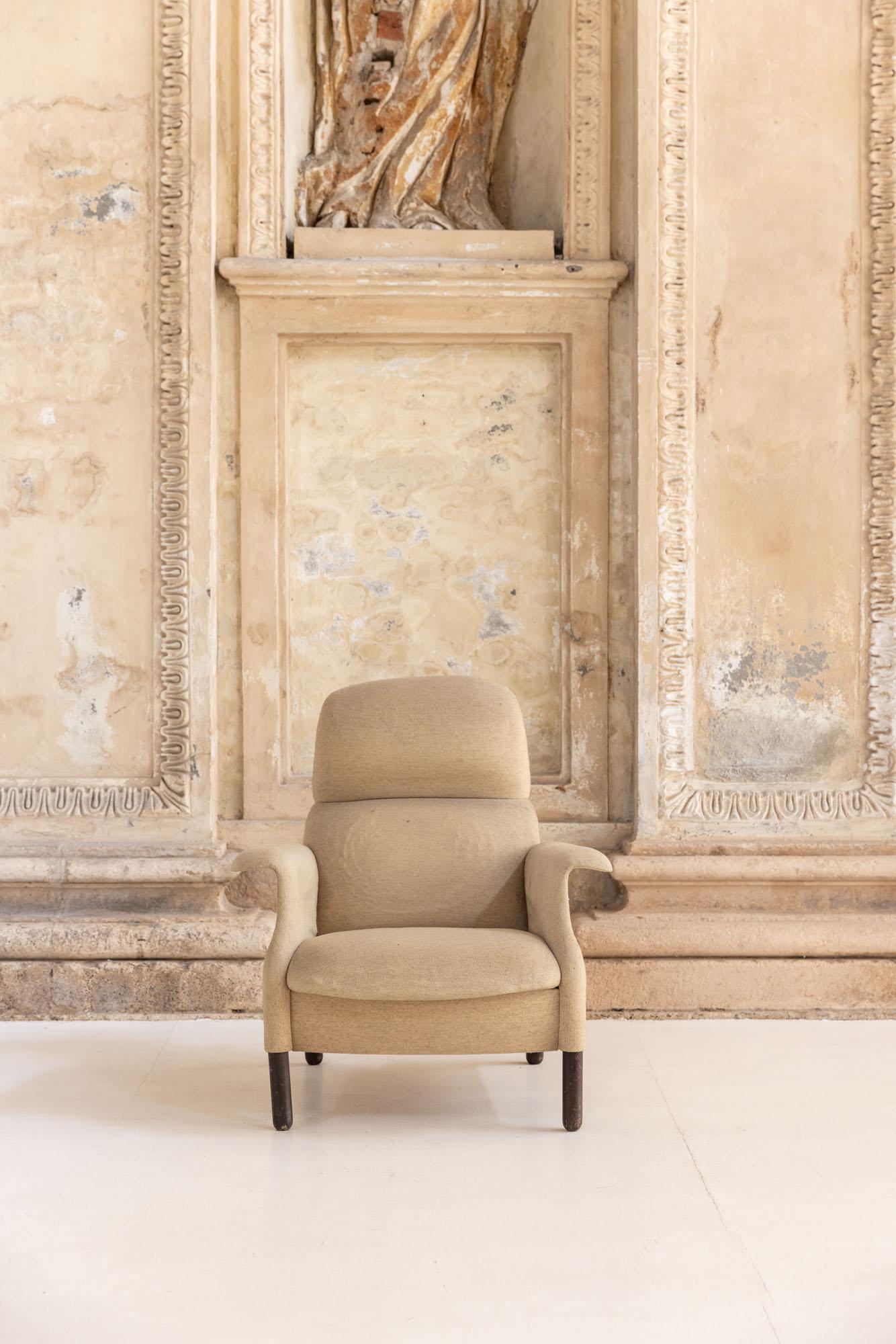 Mid-20th Century Pair of armchairs mod. San Luca by Achille & Piergiacomo Castiglioni for Gavina