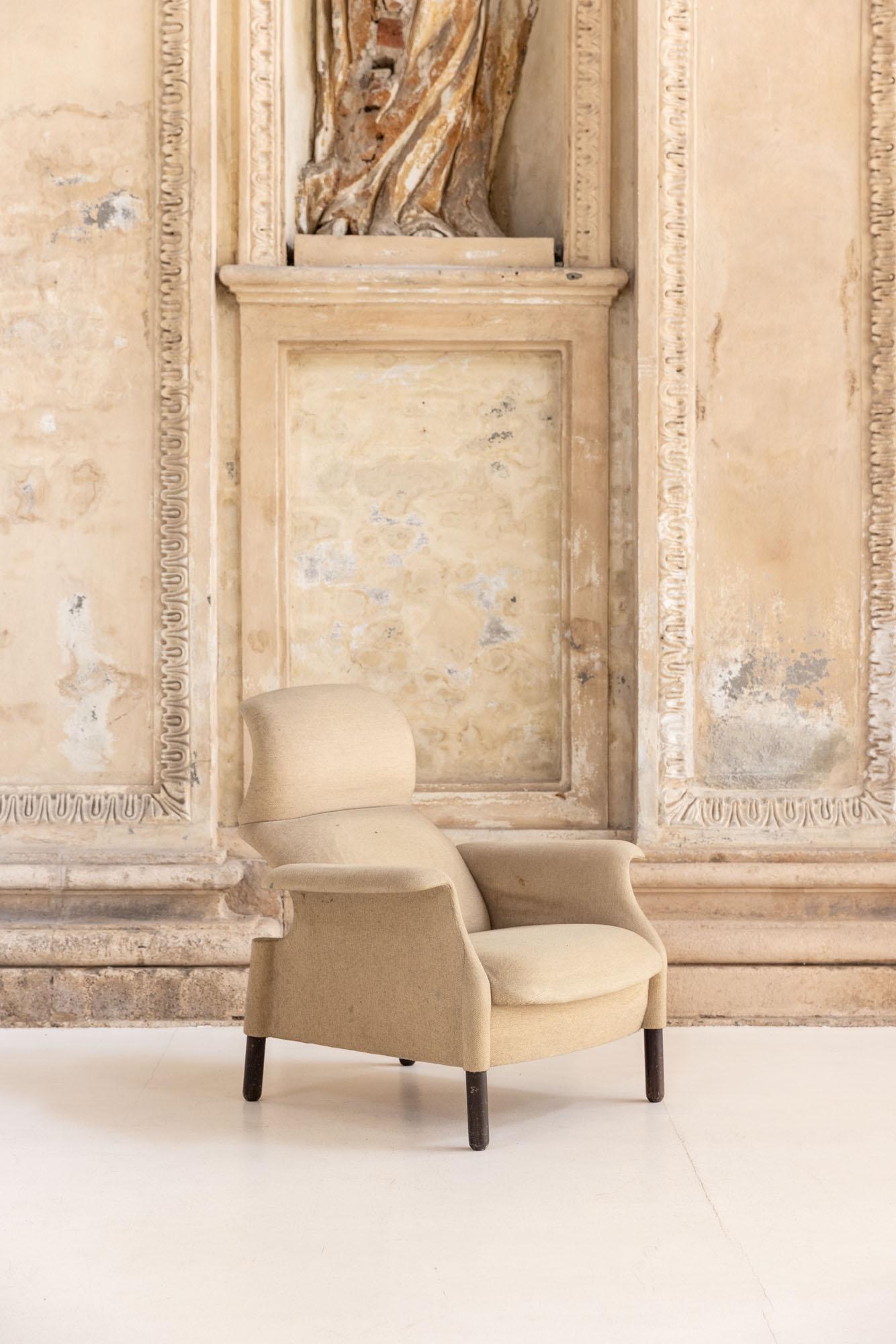 Fabric Pair of armchairs mod. San Luca by Achille & Piergiacomo Castiglioni for Gavina