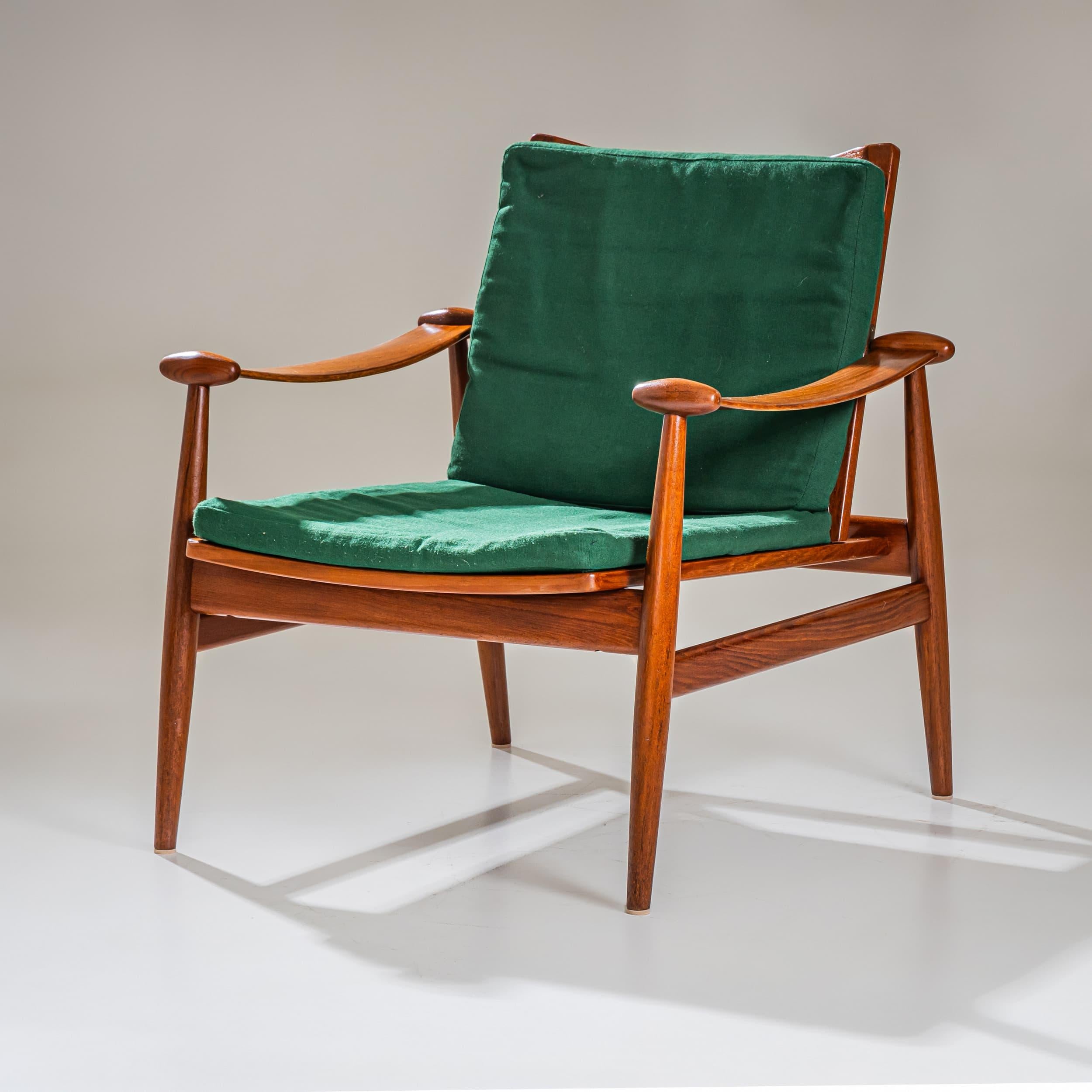 Pair of Armchairs, Model 133 by Finn Juhl for France & Son, Denmark In Good Condition For Sale In New York, NY