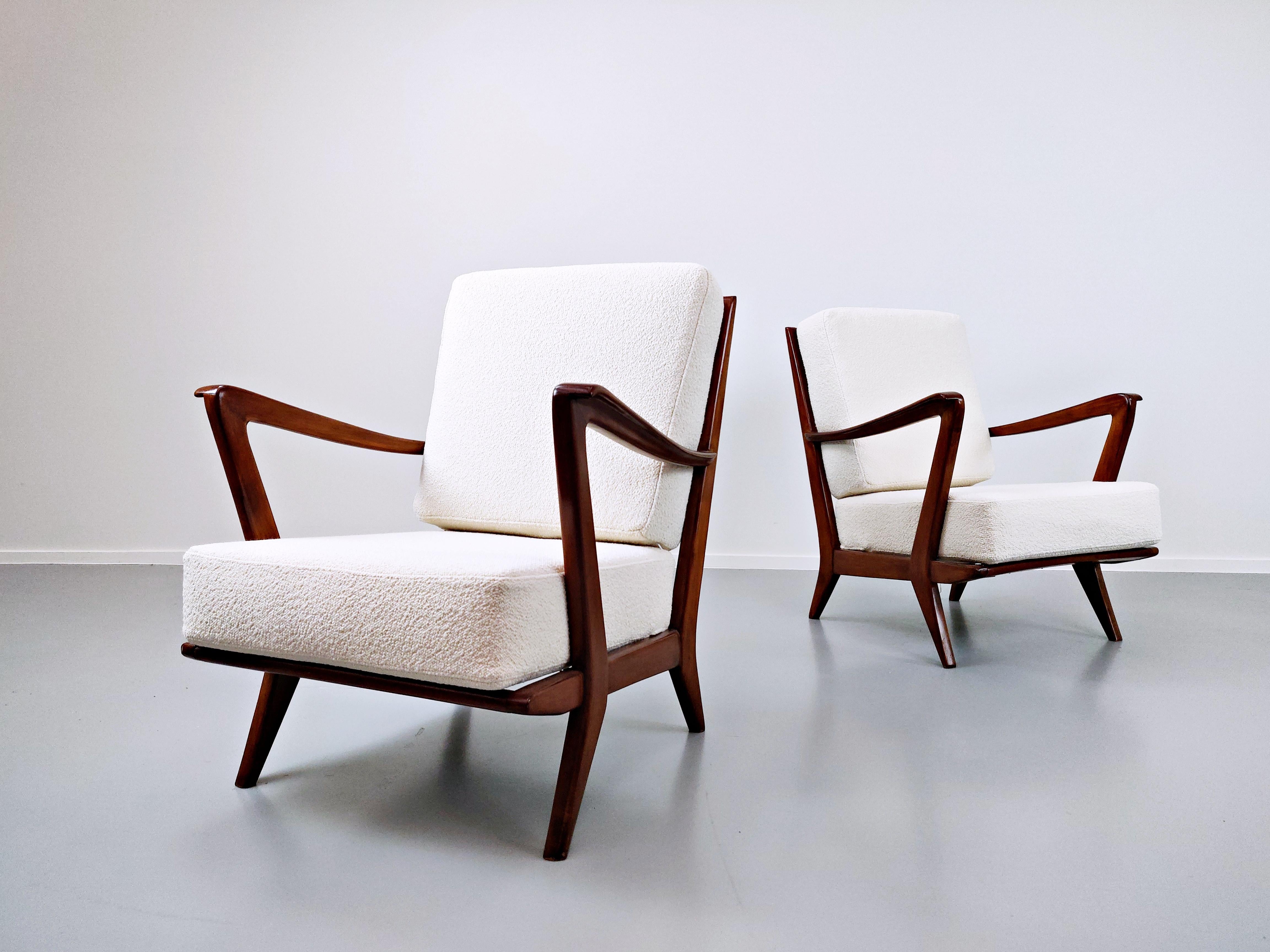 Pair of Mid-Century Modern Armchairs Model 516 by Gio Ponti for Cassina, 1950s 1