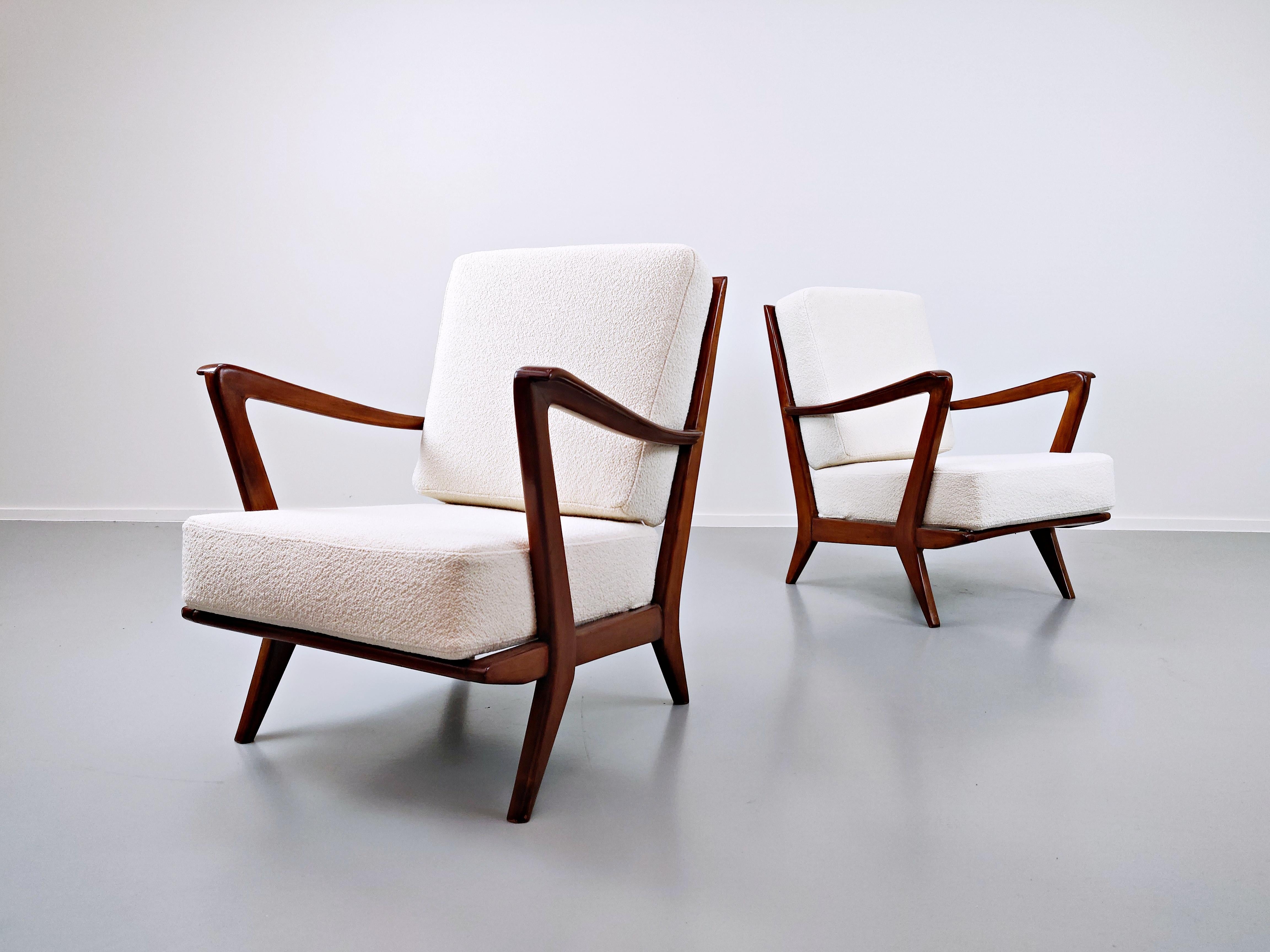Pair of Mid-Century Modern Armchairs Model 516 by Gio Ponti for Cassina, 1950s 2