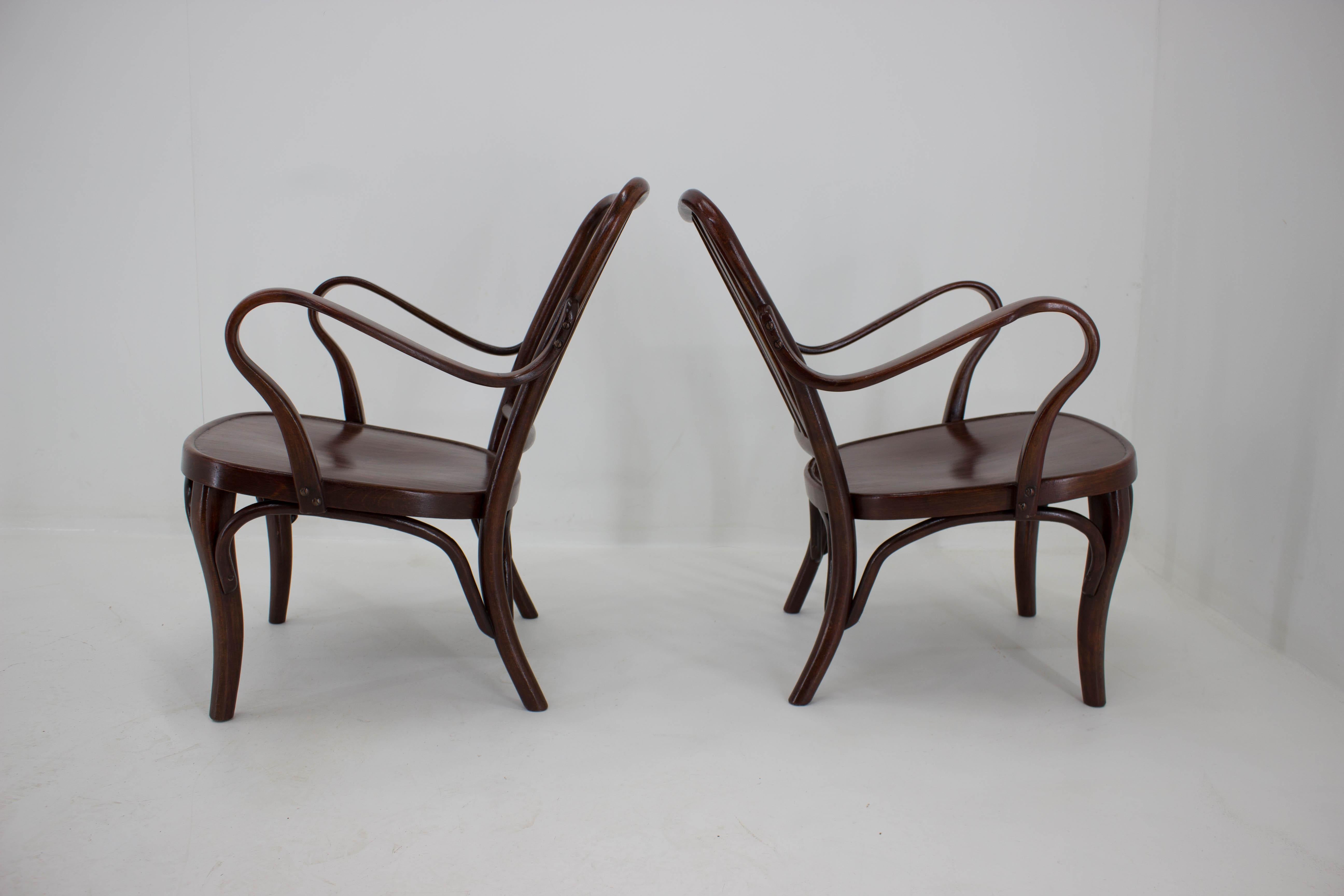 Mid-20th Century Pair of Armchairs No. 752 by Josef Frank for Thonet, 1930s