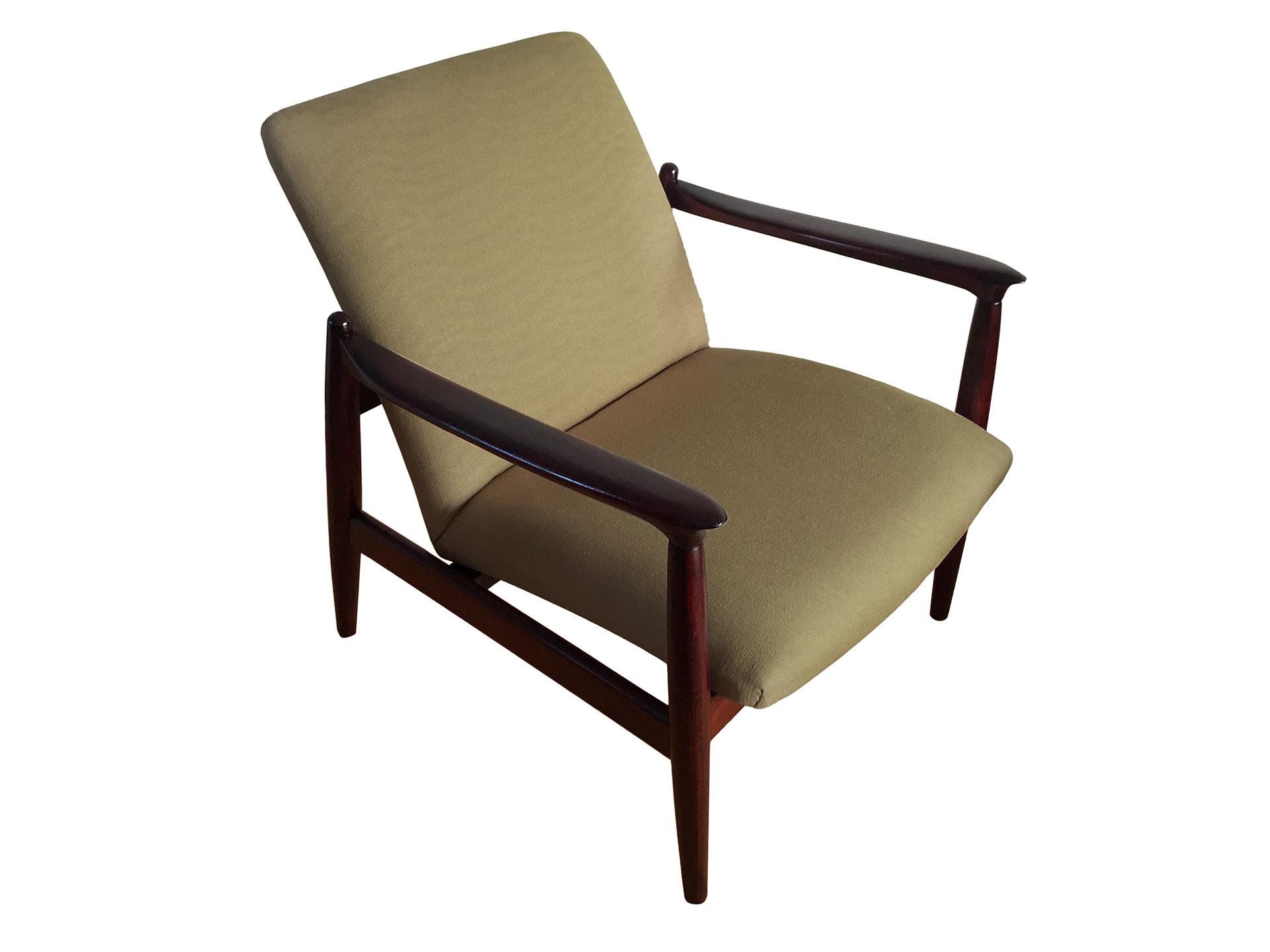 Mid-Century Modern Pair of Armchairs, Olive Linen, Edmund Homa, 1960s For Sale