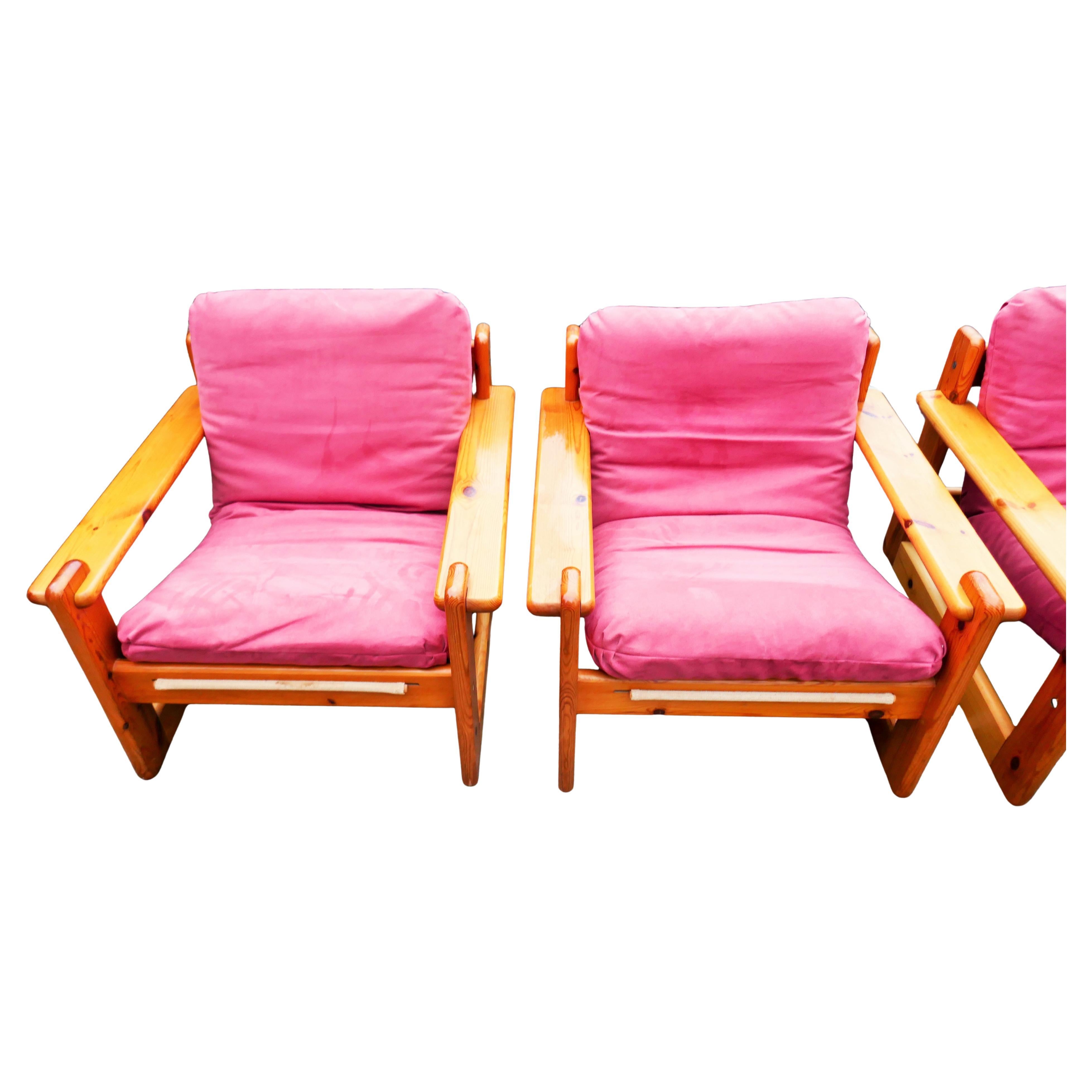 Late 20th Century Paire de fauteuils, canapé et table en pin en vente