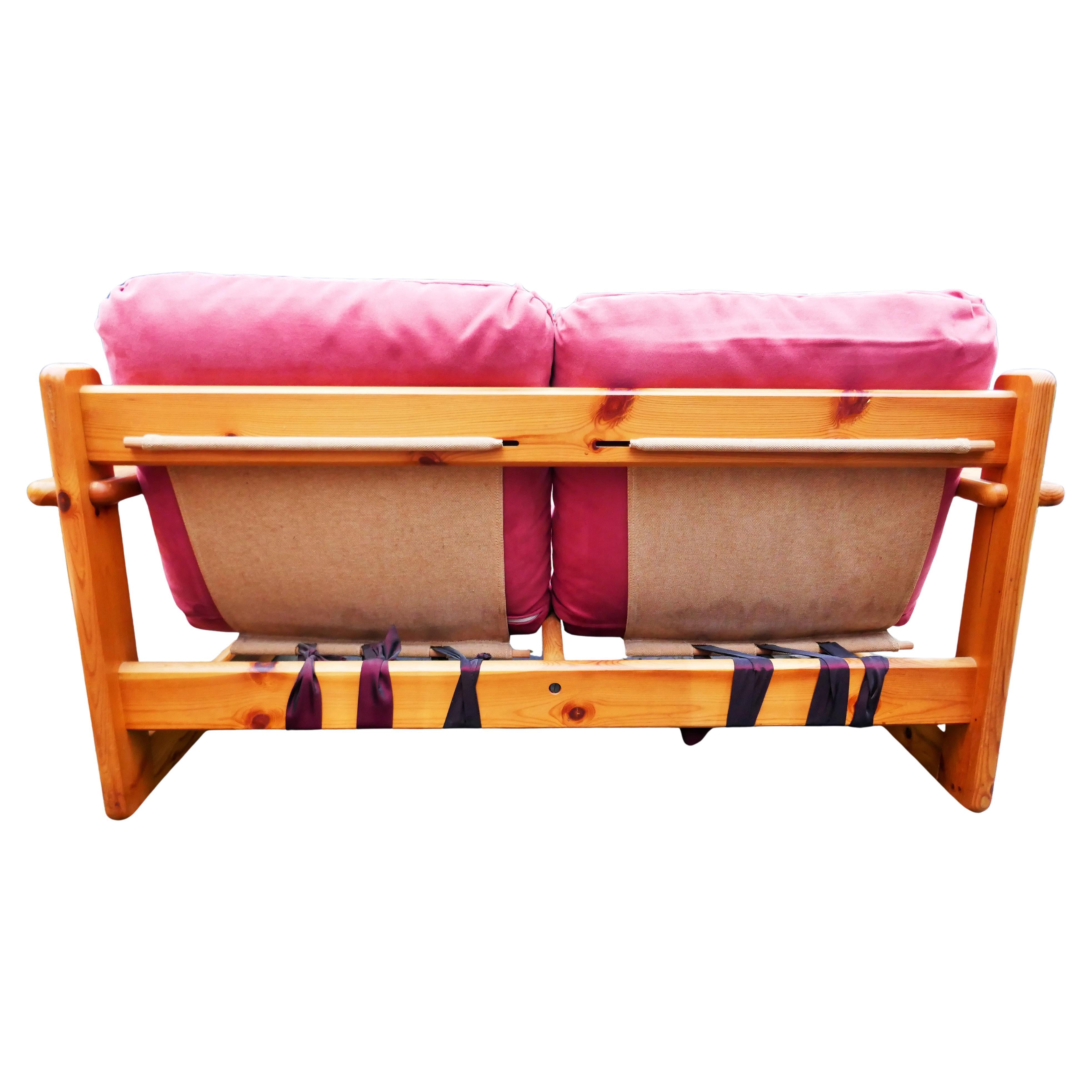 Paire de fauteuils, canapé et table en pin en vente 1