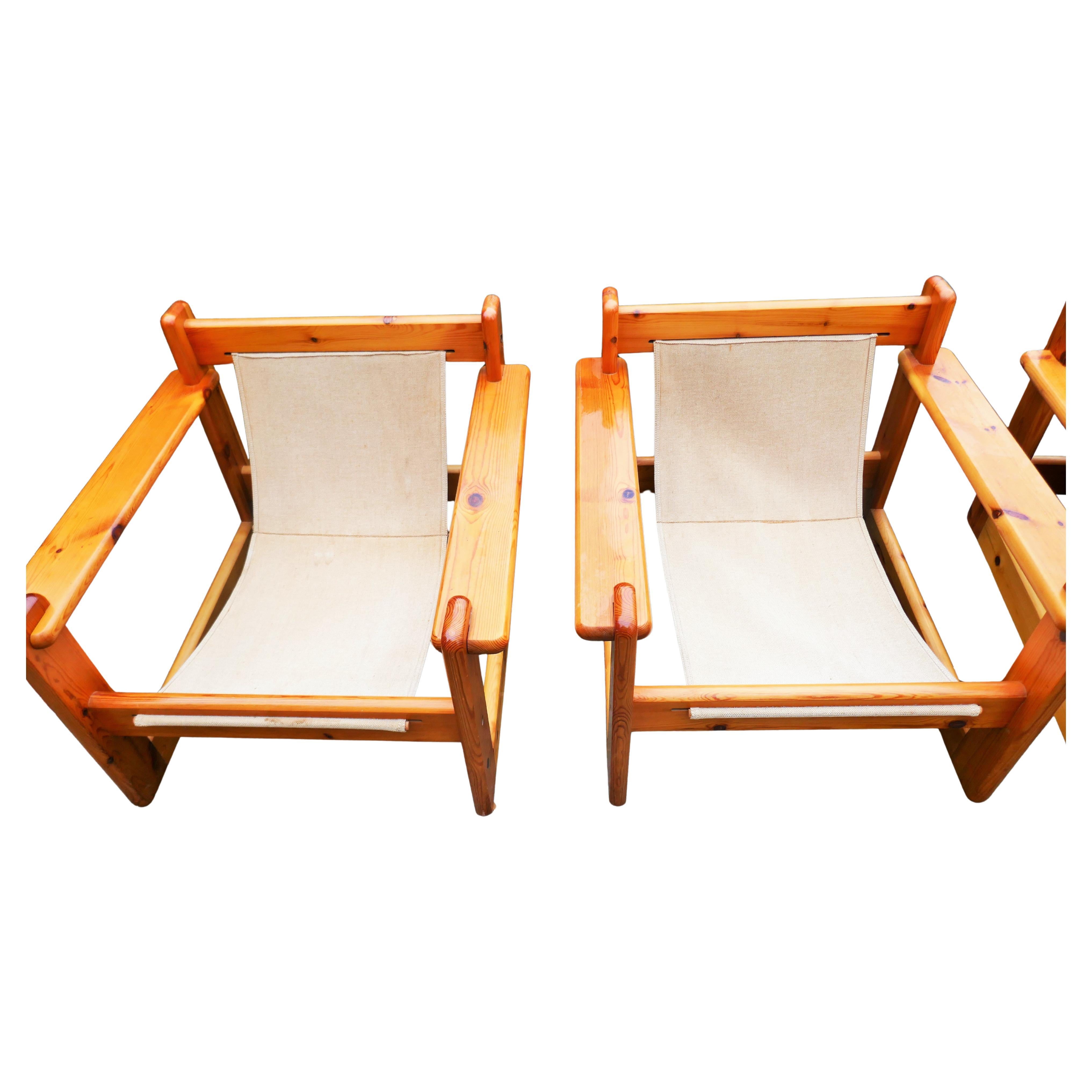 Paire de fauteuils, canapé et table en pin en vente 2