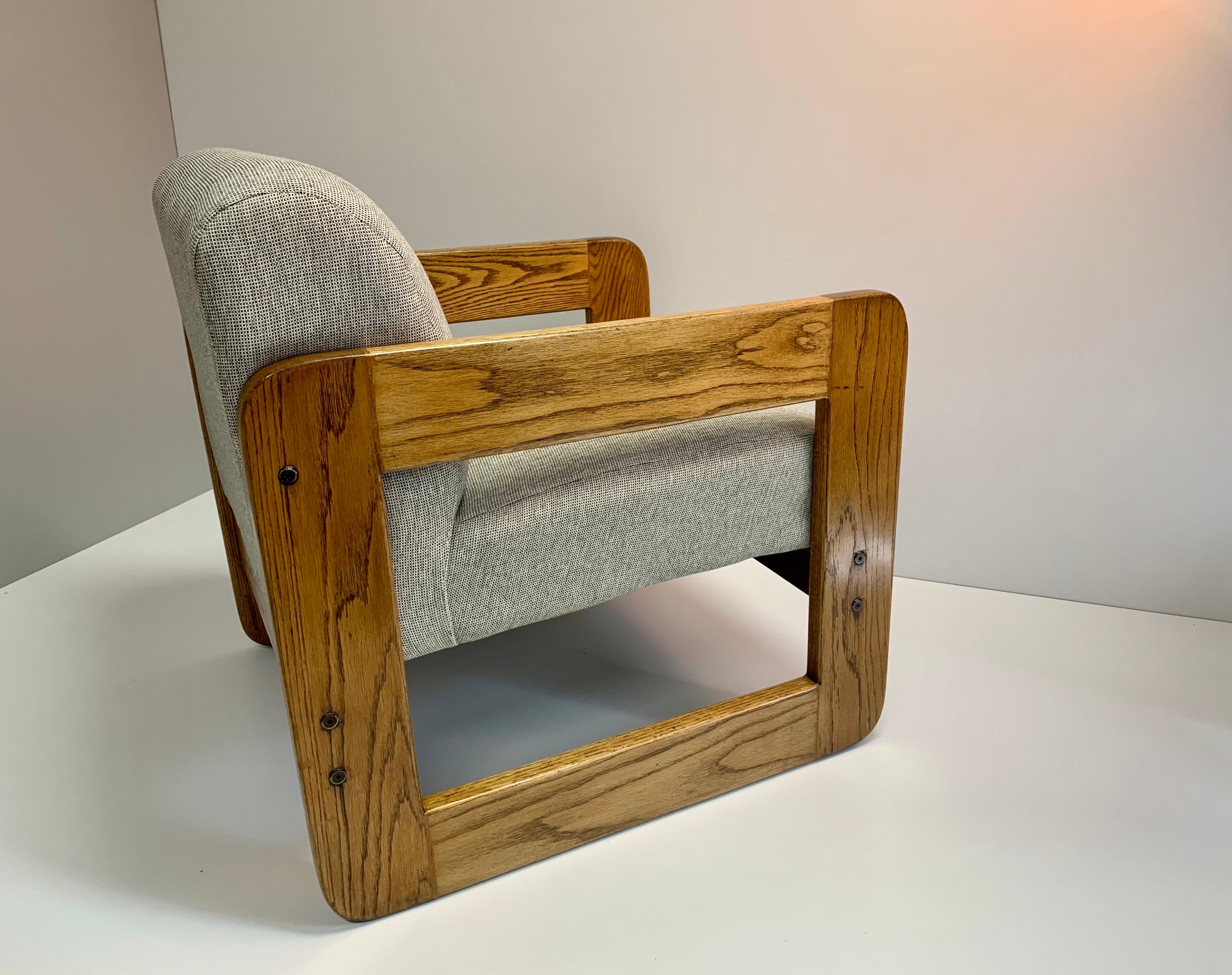 American Craftsman Paire de fauteuils en chêne massif par Unicor en vente