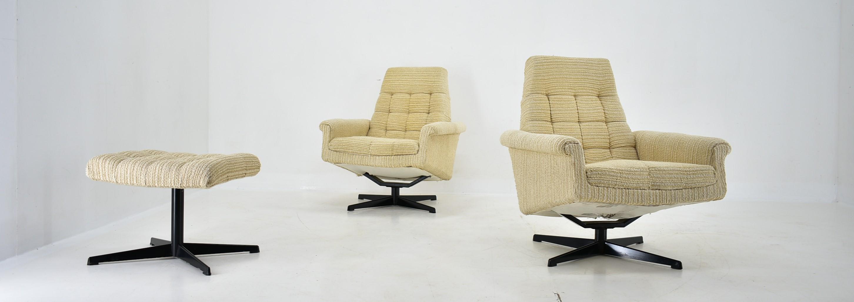 Pair of Armchairs, Tabouret by Morávek a Munzar, 1968s For Sale 12