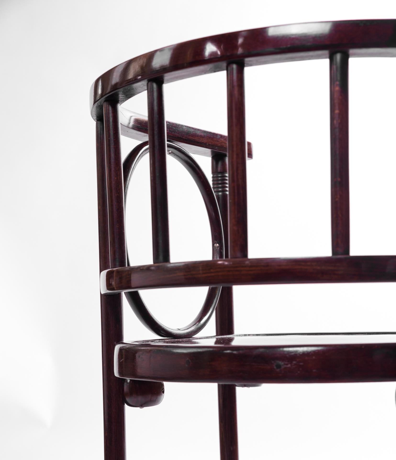 Pair of Armchairs Thonet Mundus, Designed by Josef Hoffmann, Signed, Poland For Sale 6