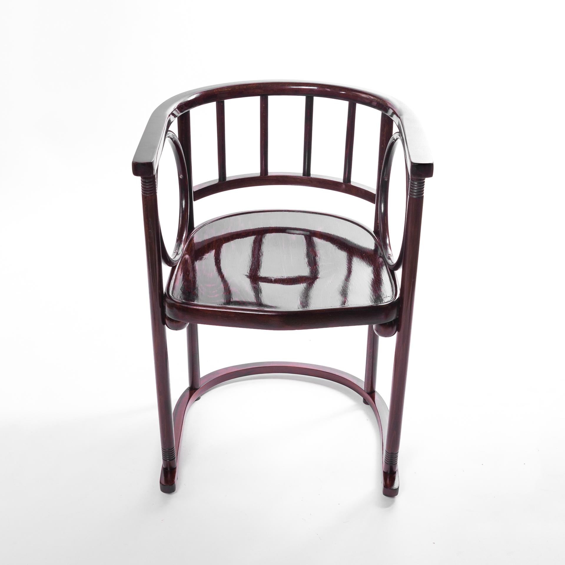 Vienna Secession Pair of Armchairs Thonet Mundus, Designed by Josef Hoffmann, Signed, Poland For Sale