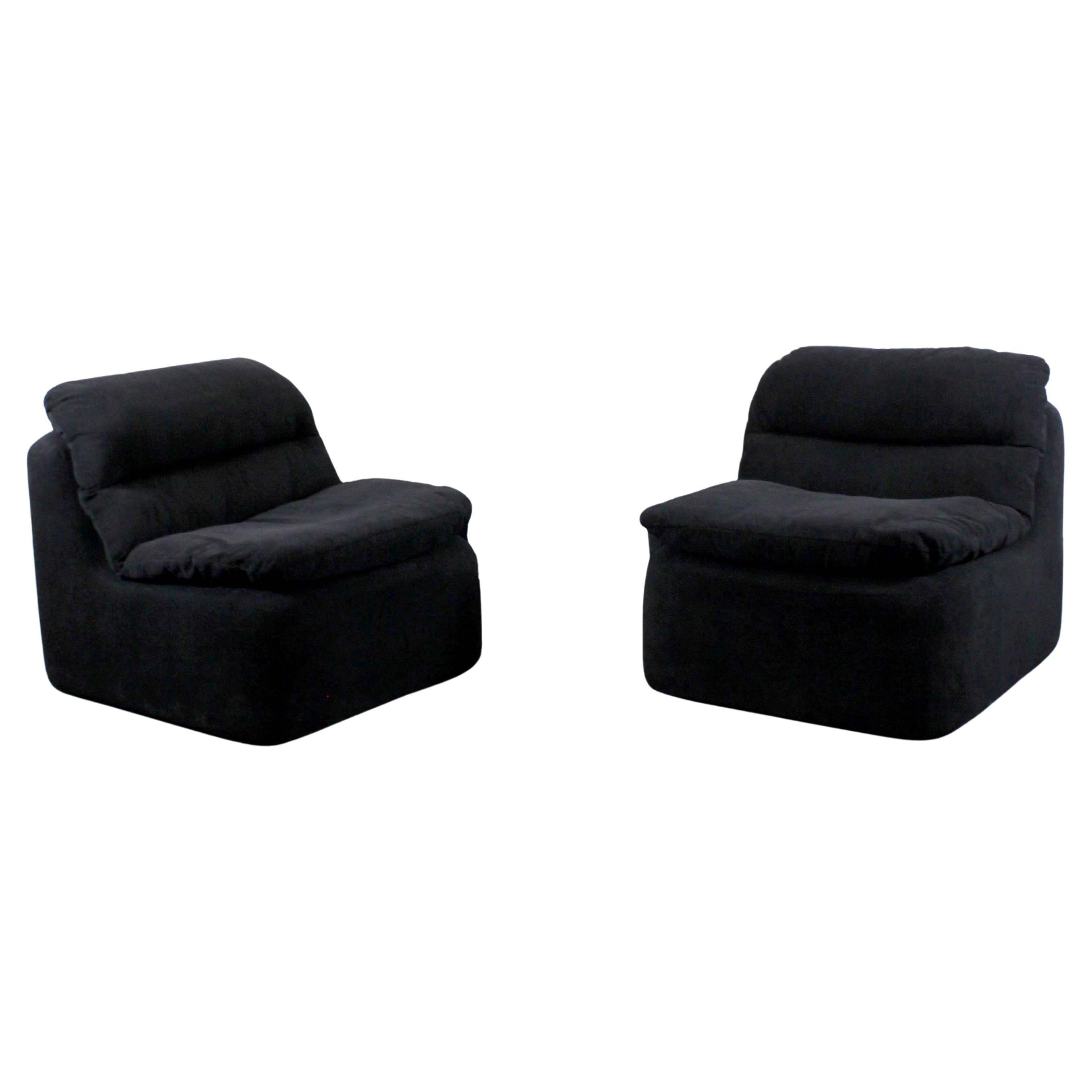Pair of armchairs upholstered in washable black fabric - Spain - c. 1980 For Sale