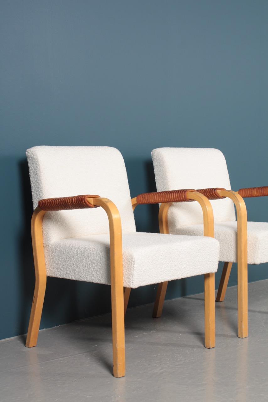 Finnish Pair of Armchairs with Bouclé and Patinated Leather by Alvar Aalto, 1950s