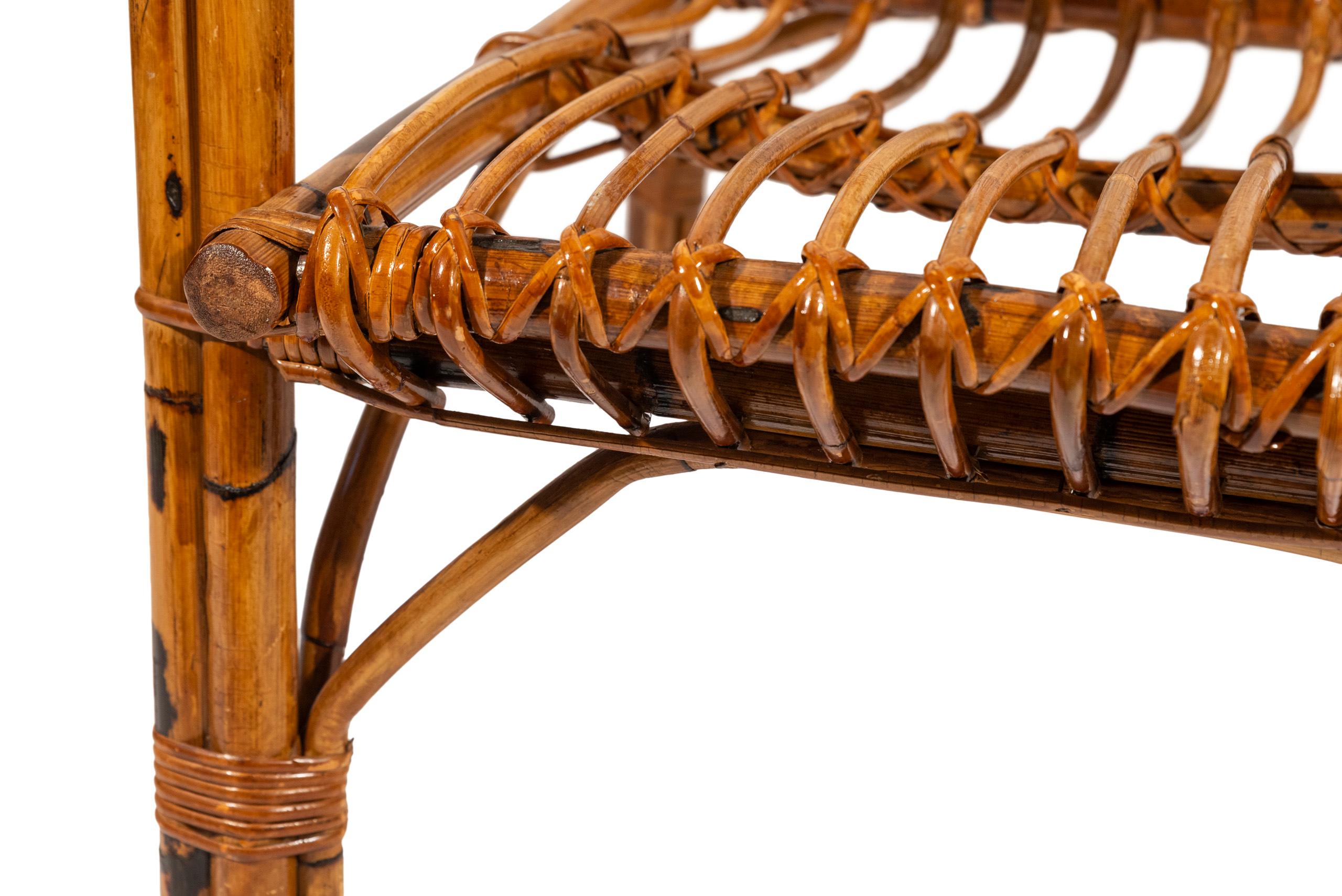 Paire de fauteuils avec table basse, bambou, circa 1970, France 10