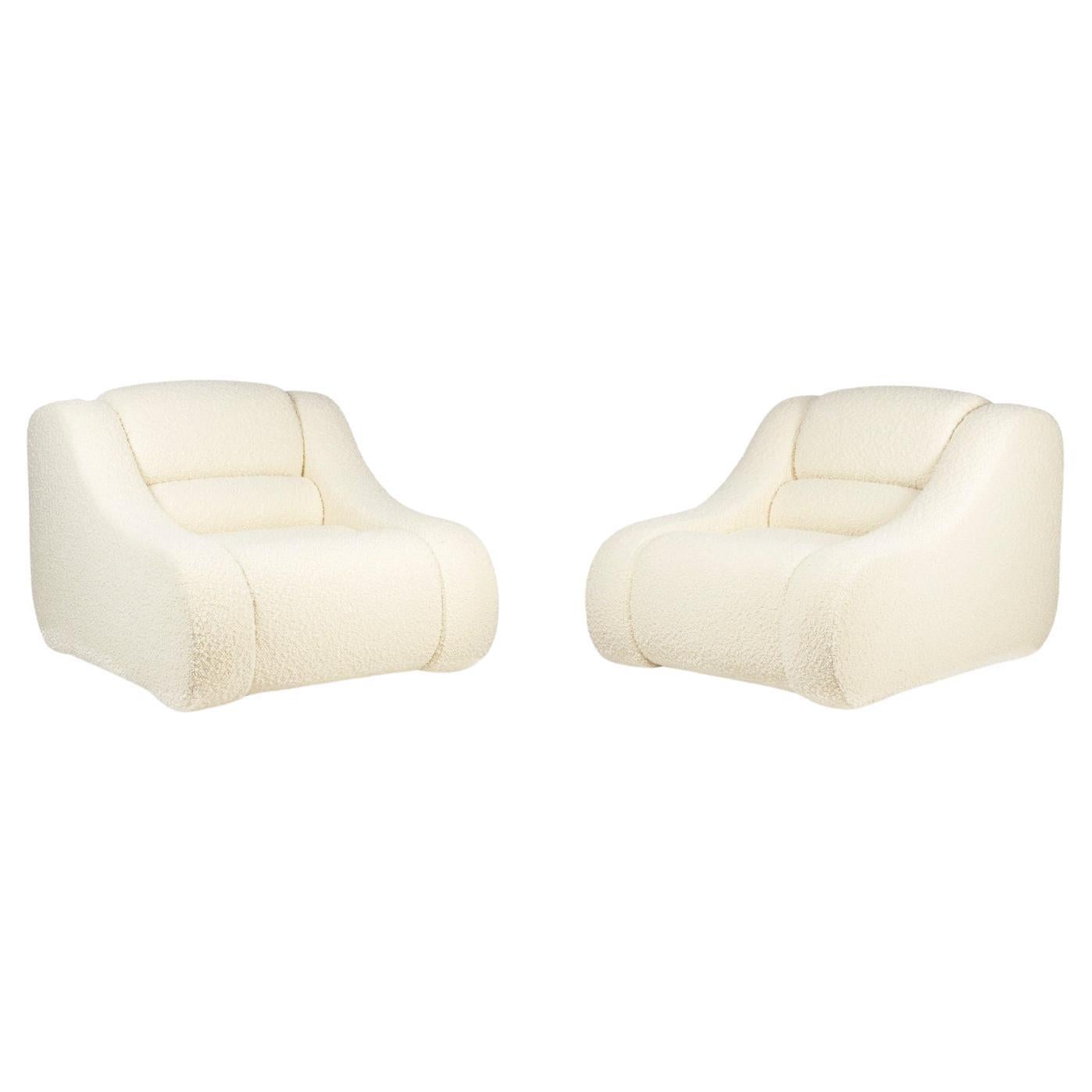 Pair of armchairs with fine curls. Contemporary work. For Sale