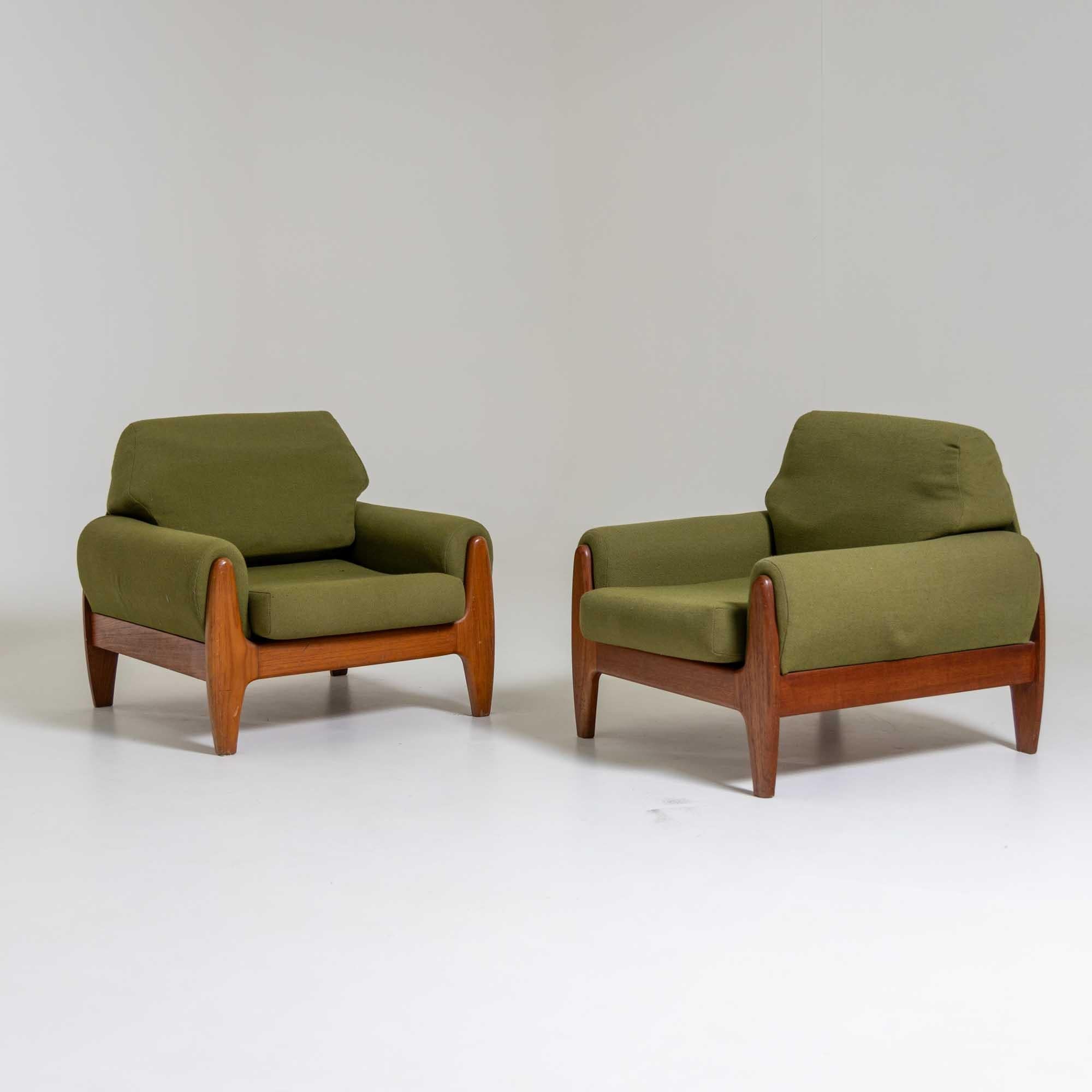 Danish Pair of Armchairs with Green Upholstery, by Illum Denmark, Mid-20th Century For Sale