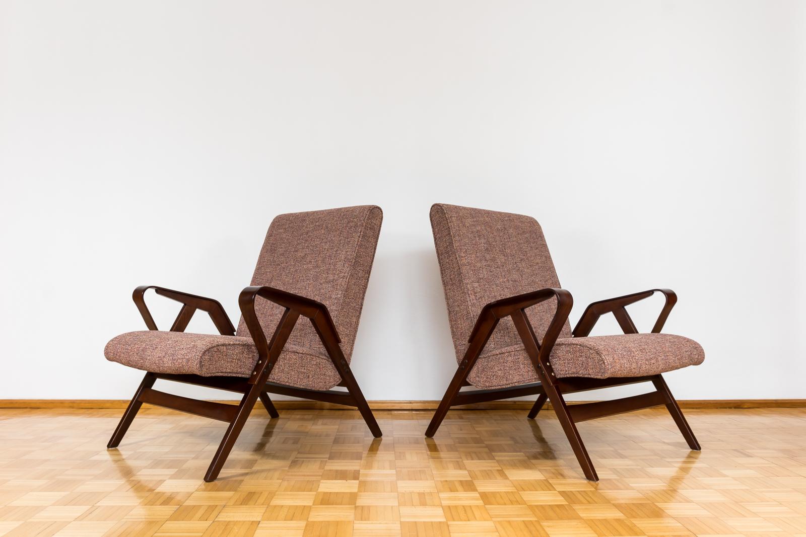  Pair of armchairs with ottoman by František Jirák for Tatra Nabytok 1960's XXL  4