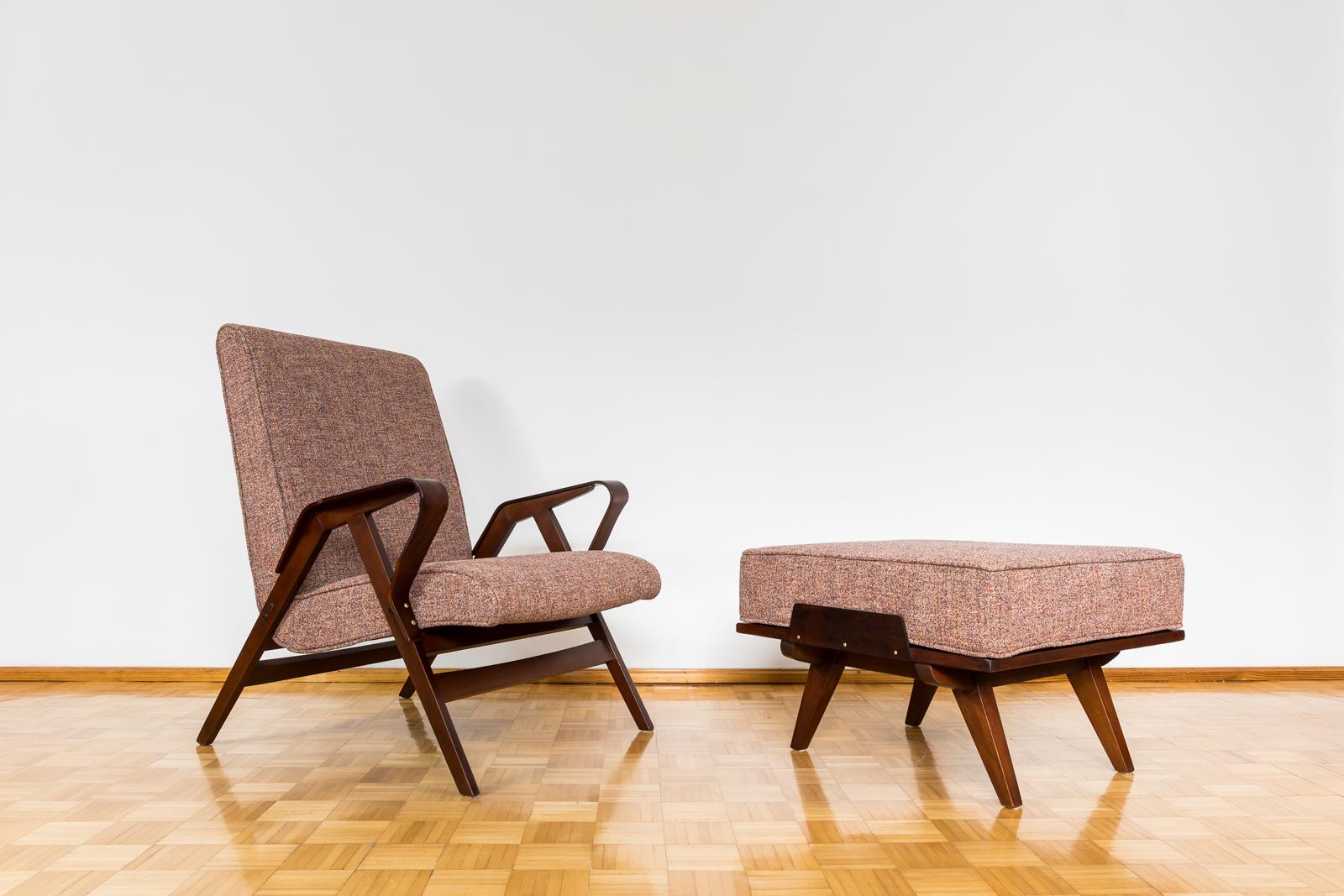  Pair of armchairs with ottoman by František Jirák for Tatra Nabytok 1960's XXL  6