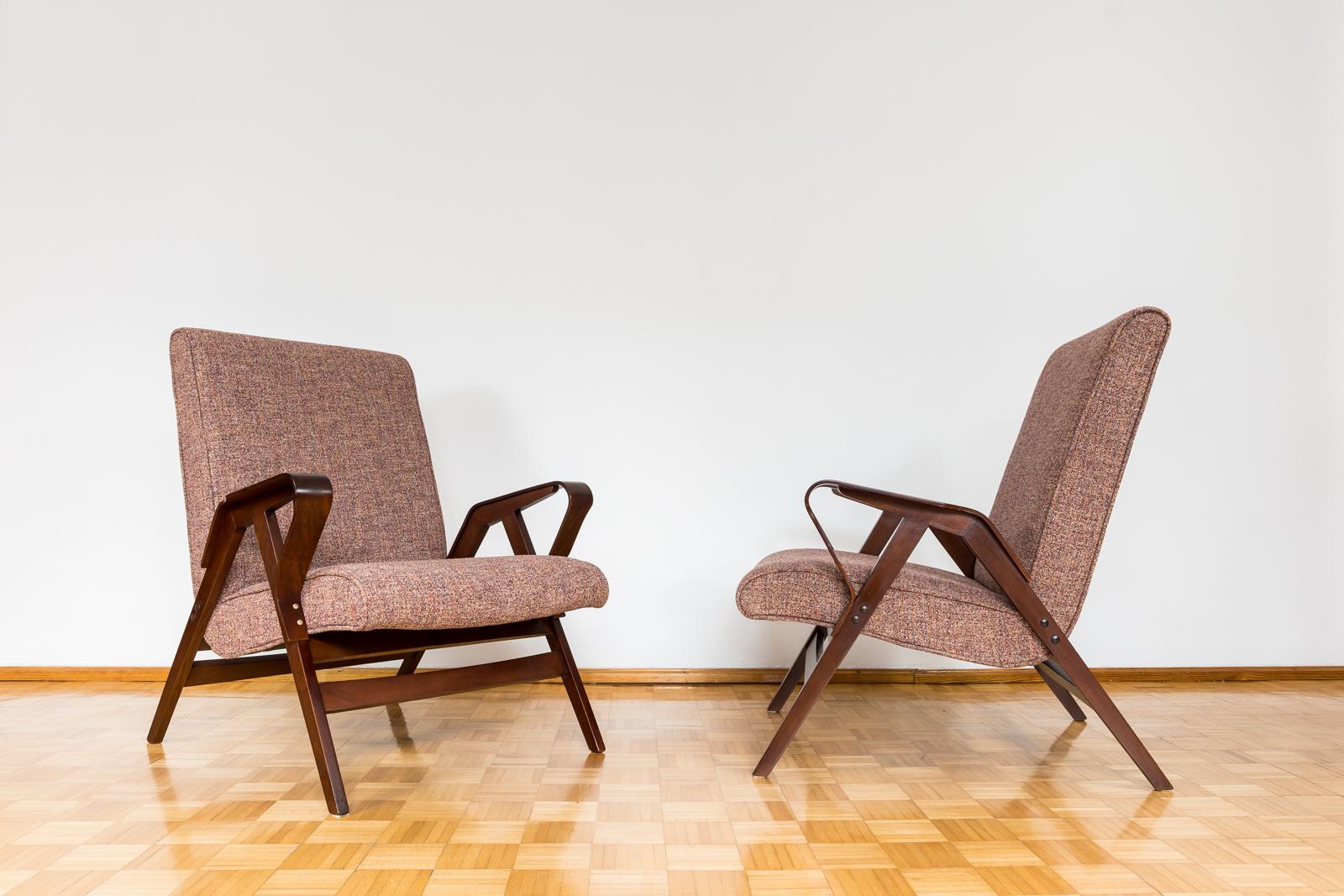  Pair of armchairs with ottoman by František Jirák for Tatra Nabytok 1960's XXL  In Good Condition In Wroclaw, PL