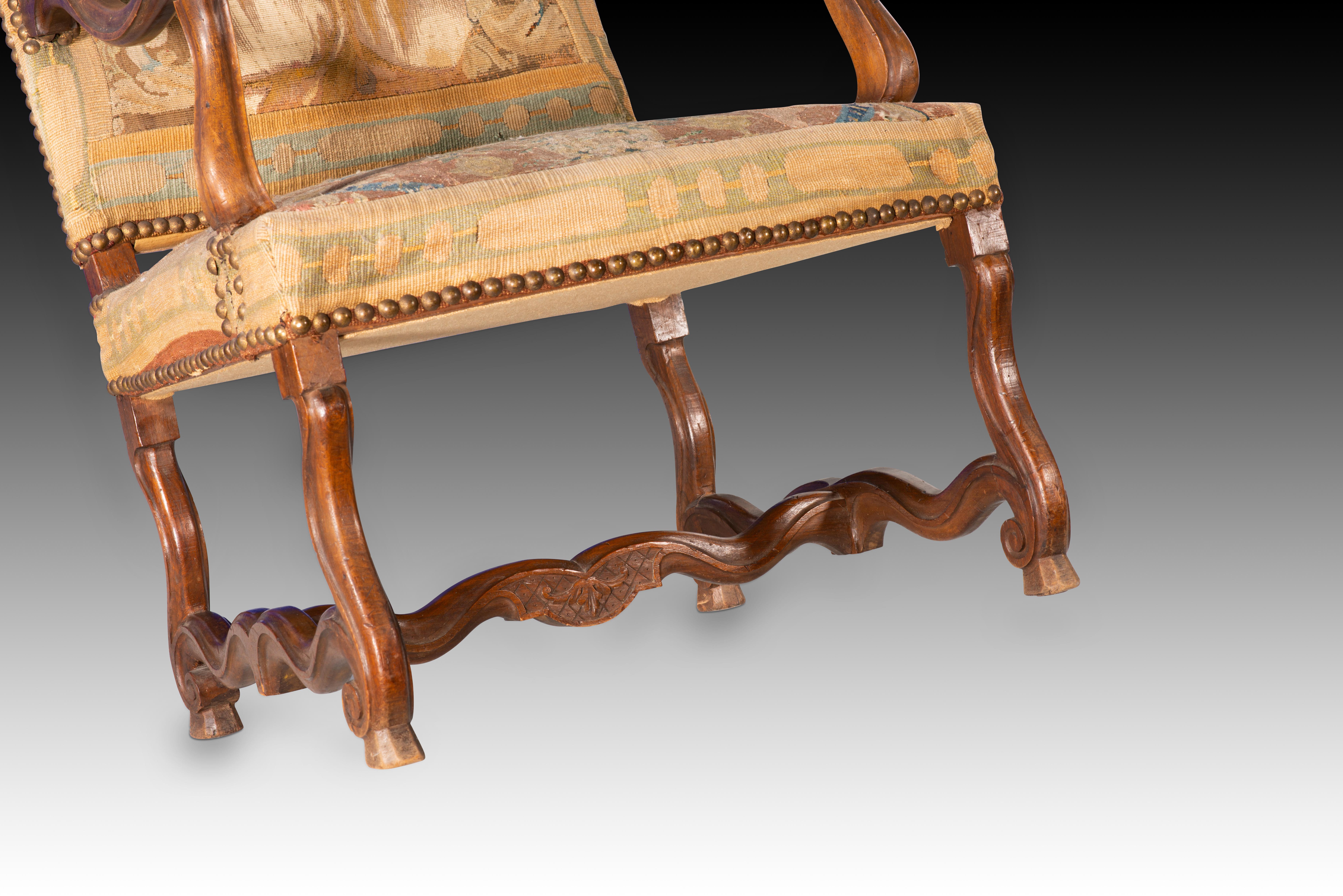 Paire de fauteuils. Bois, textile. XVIIIe siècle. État moyen - En vente à Madrid, ES