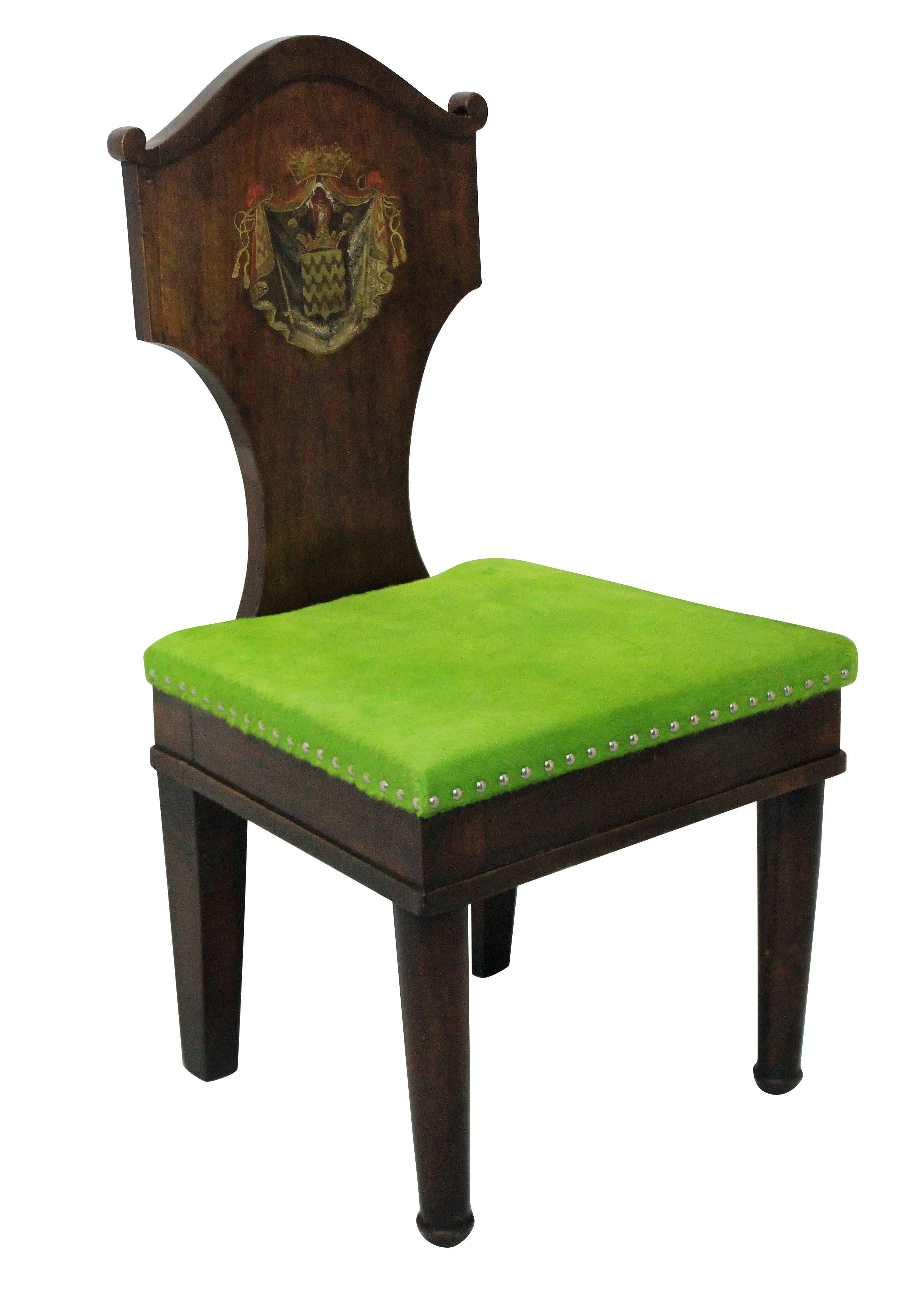 Pair of Armorial Hall Chairs in the Manner of Thomas Hope In Good Condition In London, GB