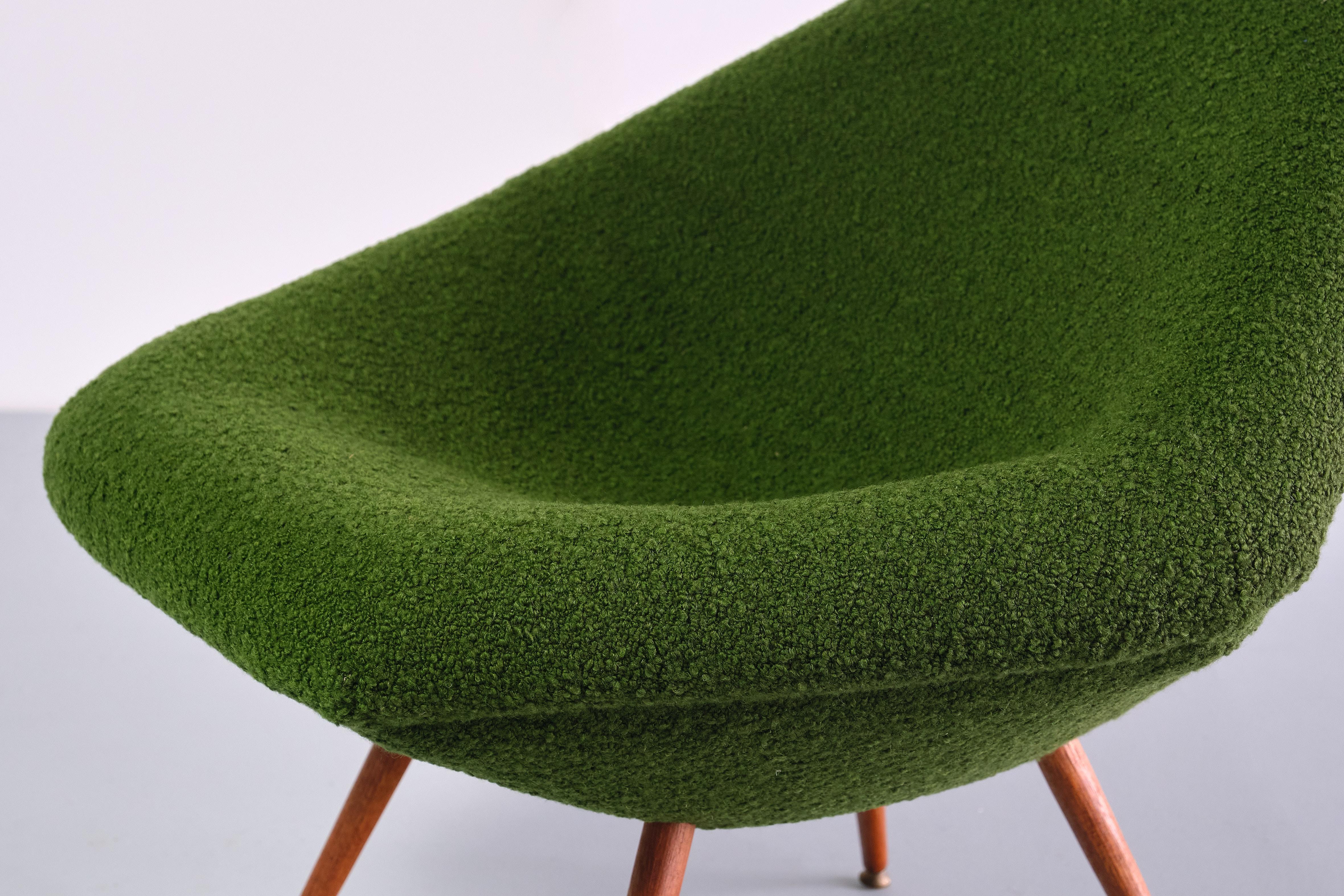 Pair of Arne Dahlén Lounge Chairs in Green Bouclé and Teak, Sweden, 1960s For Sale 5