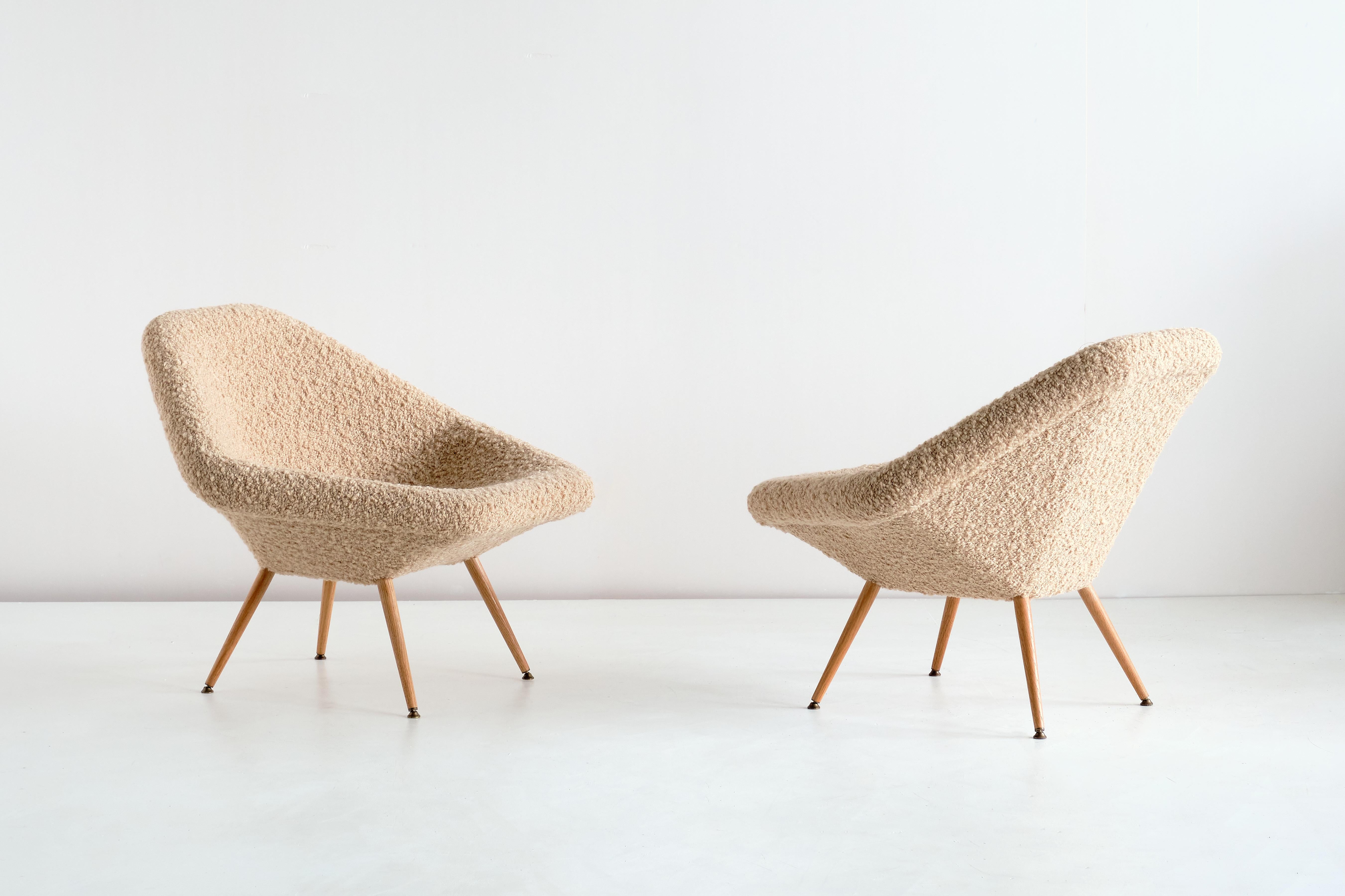 Swedish Pair of Arne Dahlén Lounge Chairs in Pierre Frey Bouclé and Oak, Sweden, 1960s