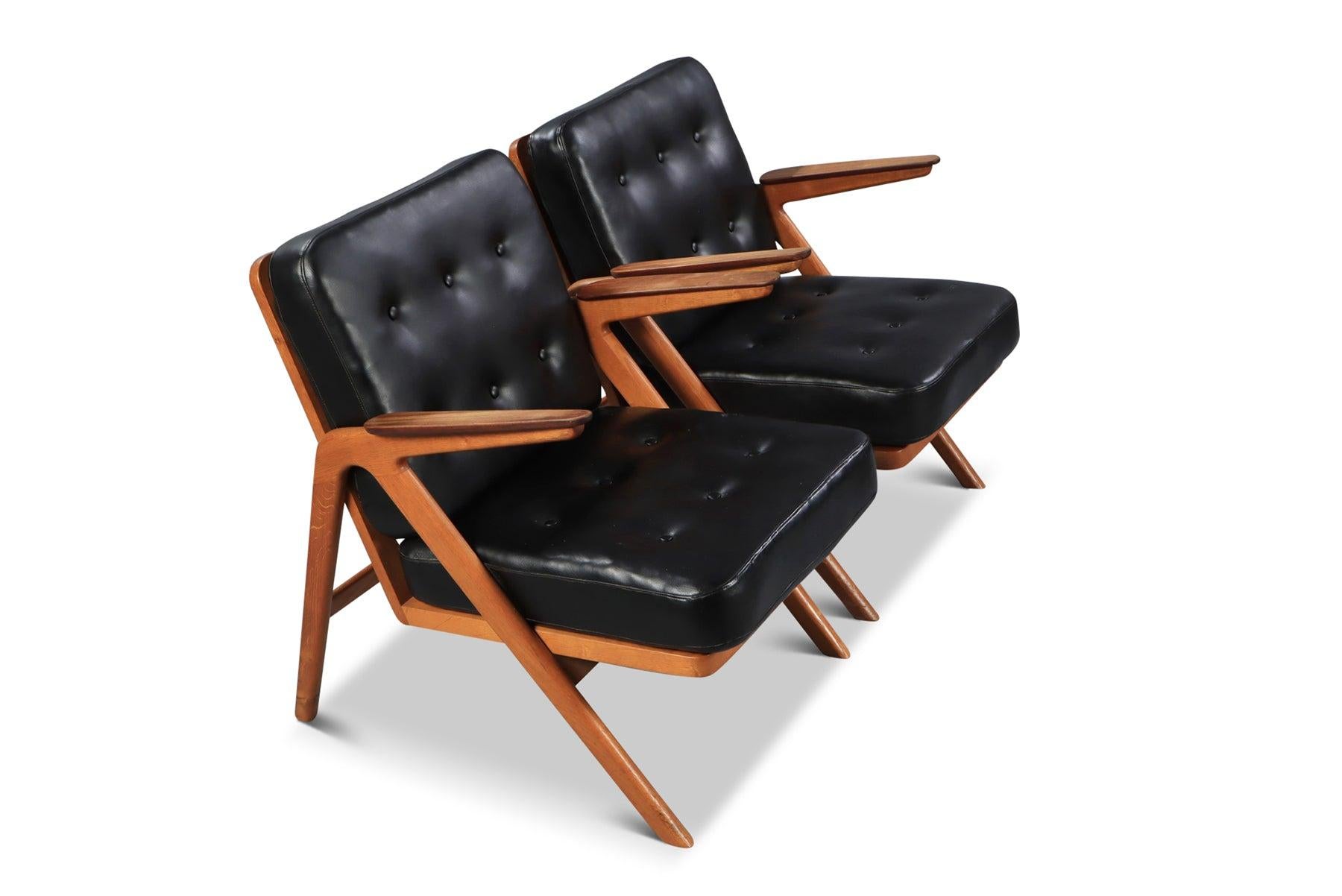Pair of Arne Hovmand Olsen Lounge Chairs in Teak + Oak 1