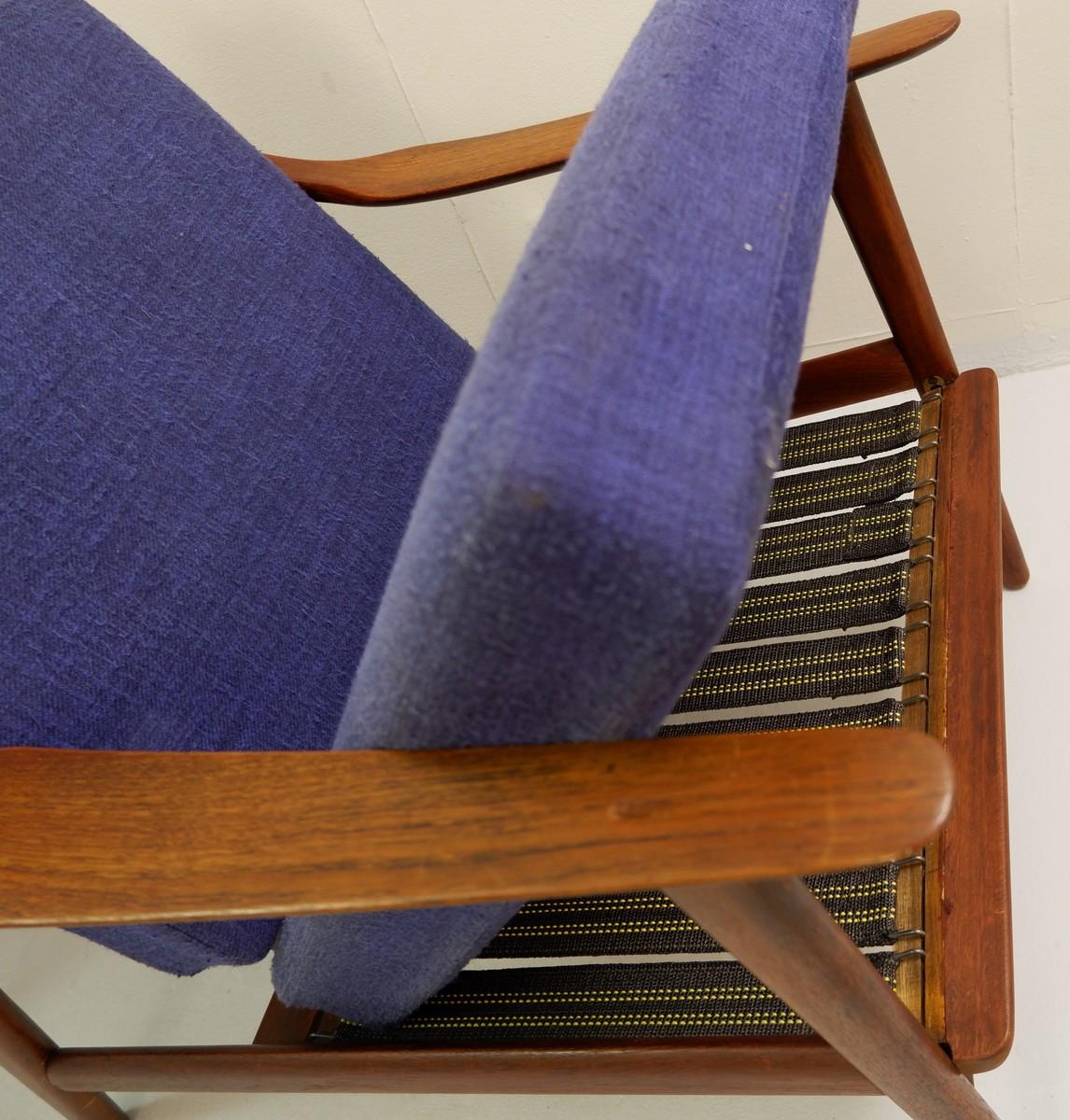 European Pair of Arne Hovmand-Olsen Model MK-119 Lounge Chairs for Mogens Kold