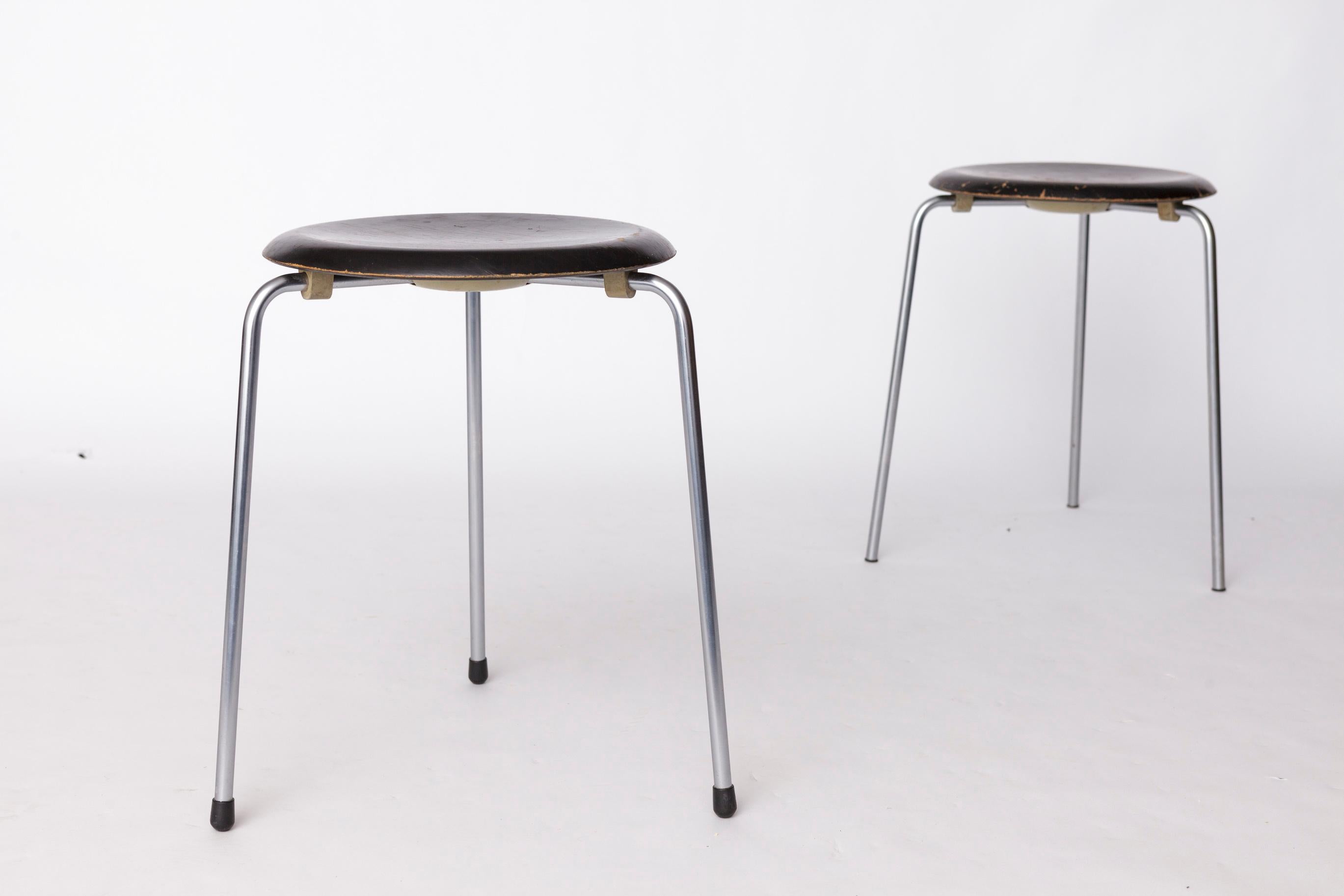 Pair of Arne Jacobsen Stools for Fritz Hansen, Denmark
Model: Dot 3170 — likely from the 1950s

Price is for the pair. A third stool may be available upon request — please DM.

These iconic stools feature a sleek metal frame with a molded plywood