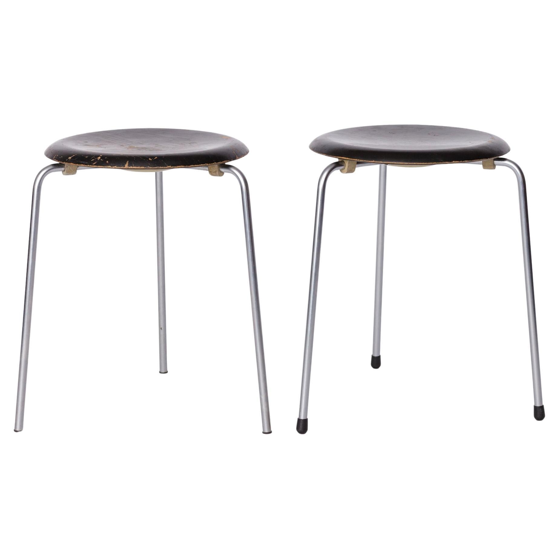 Pair of Arne Jacobsen Dot Stools 3170, 1950s Danish Design for Fritz Hansen For Sale