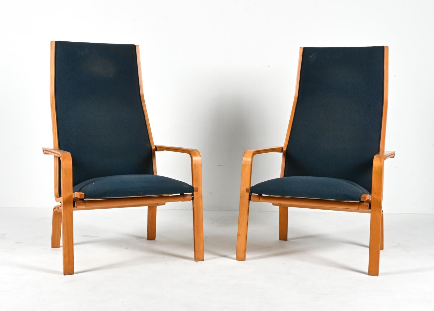 Paar von  Catherine-Stühle aus Buchenholz, Arne Jacobsen für Fritz Hansen (Moderne der Mitte des Jahrhunderts) im Angebot