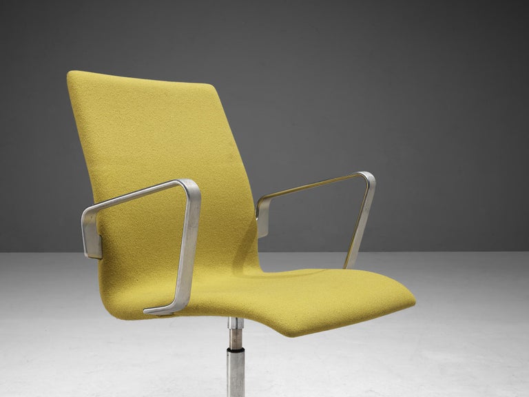 Scandinavian Modern Pair of Arne Jacobsen for Fritz Hansen Set 'Oxford' Chairs For Sale