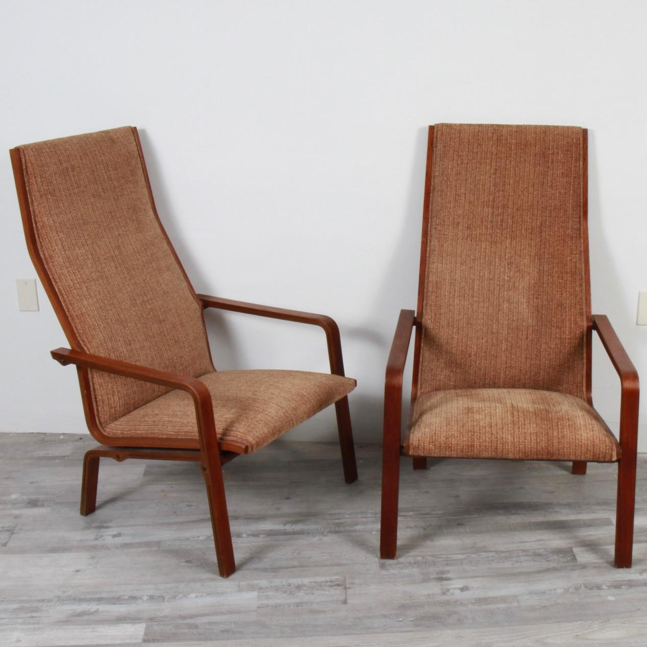 Pair of Arne Jacobsen for Fritz Hansen St. Catherine Chairs For Sale 8