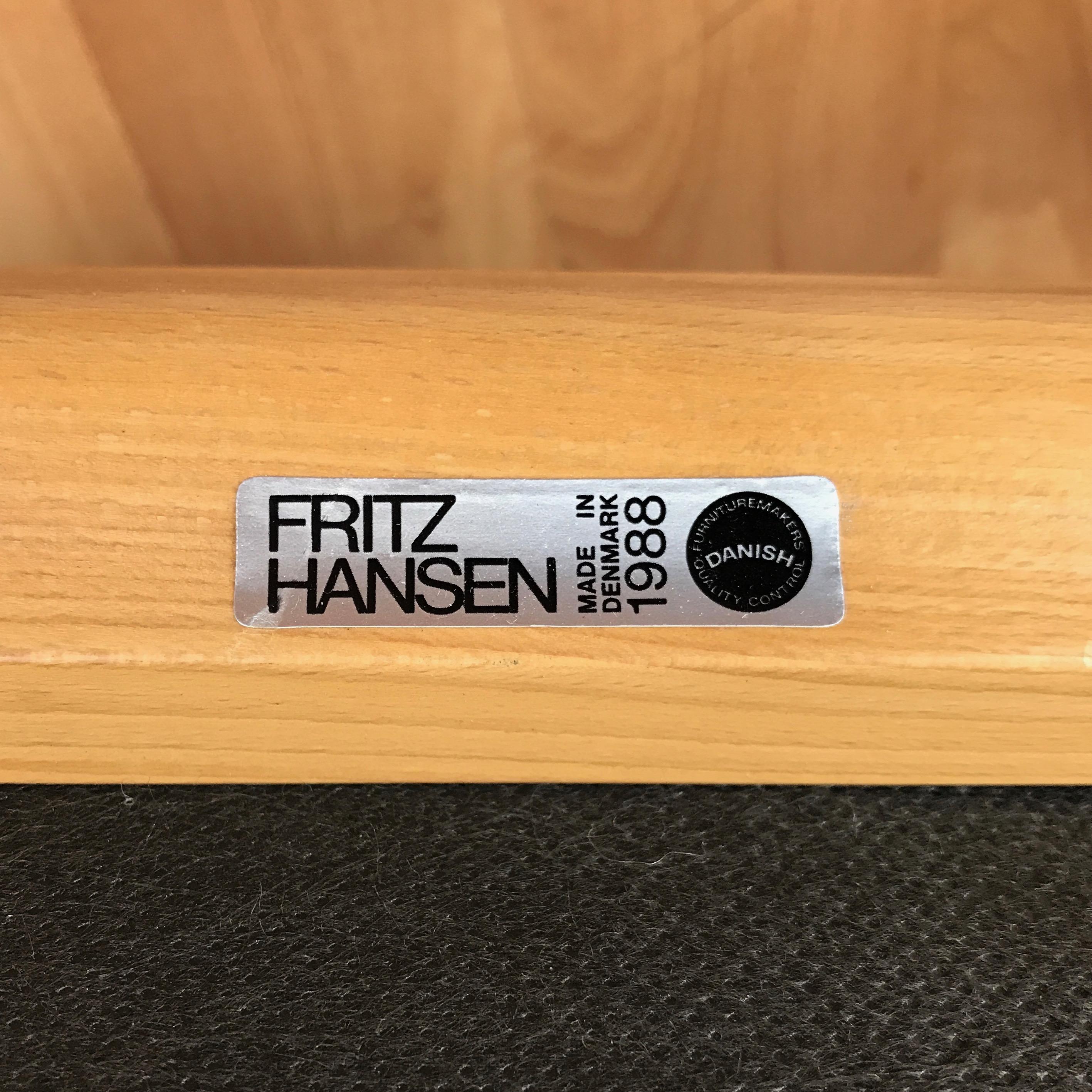 Ein Paar Loungesessel von Arne Jacobsen für Fritz Hansen St. Catherines 10