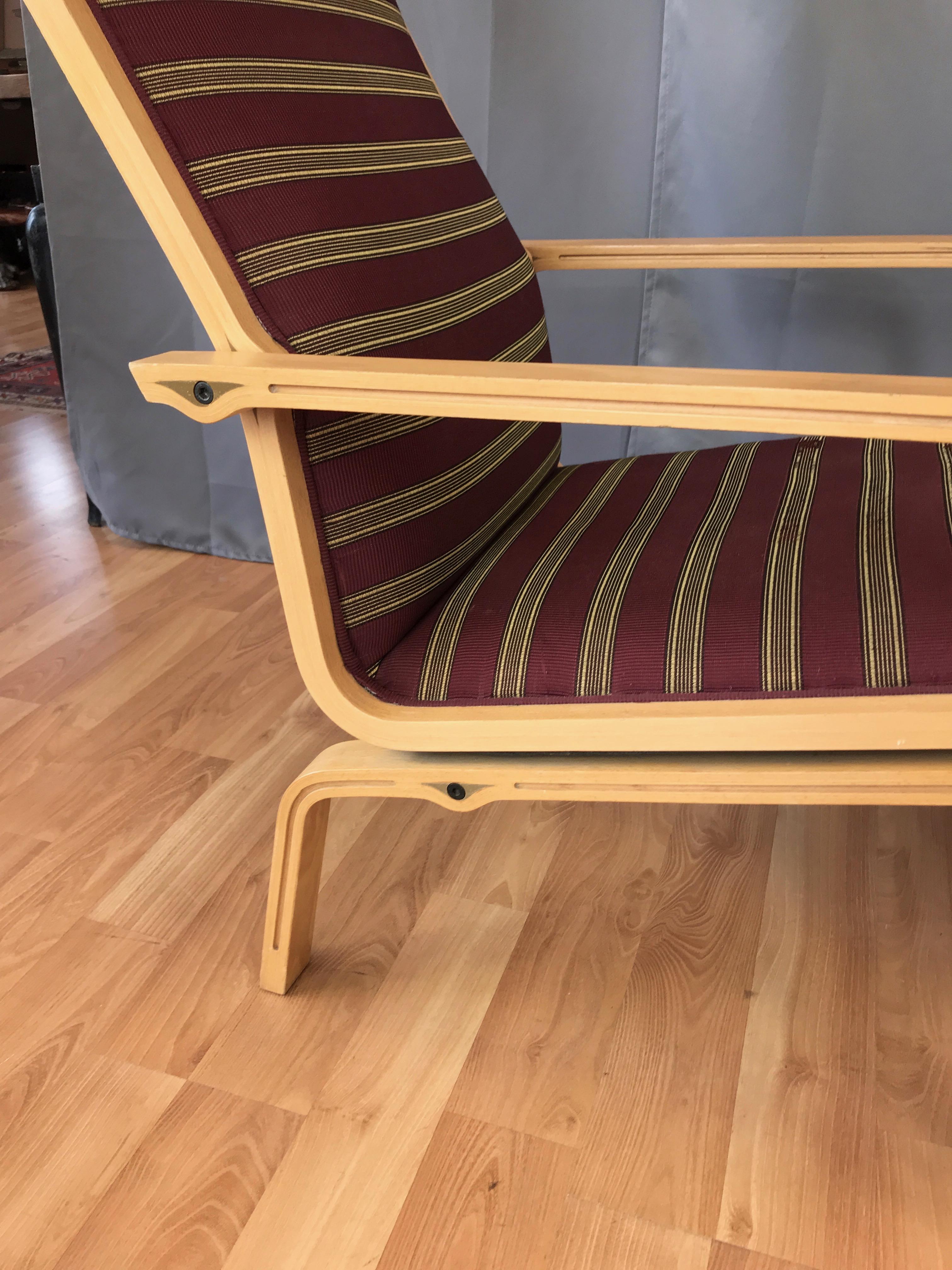 Upholstery Pair of Arne Jacobsen for Fritz Hansen St Catherine’s Lounge Chairs