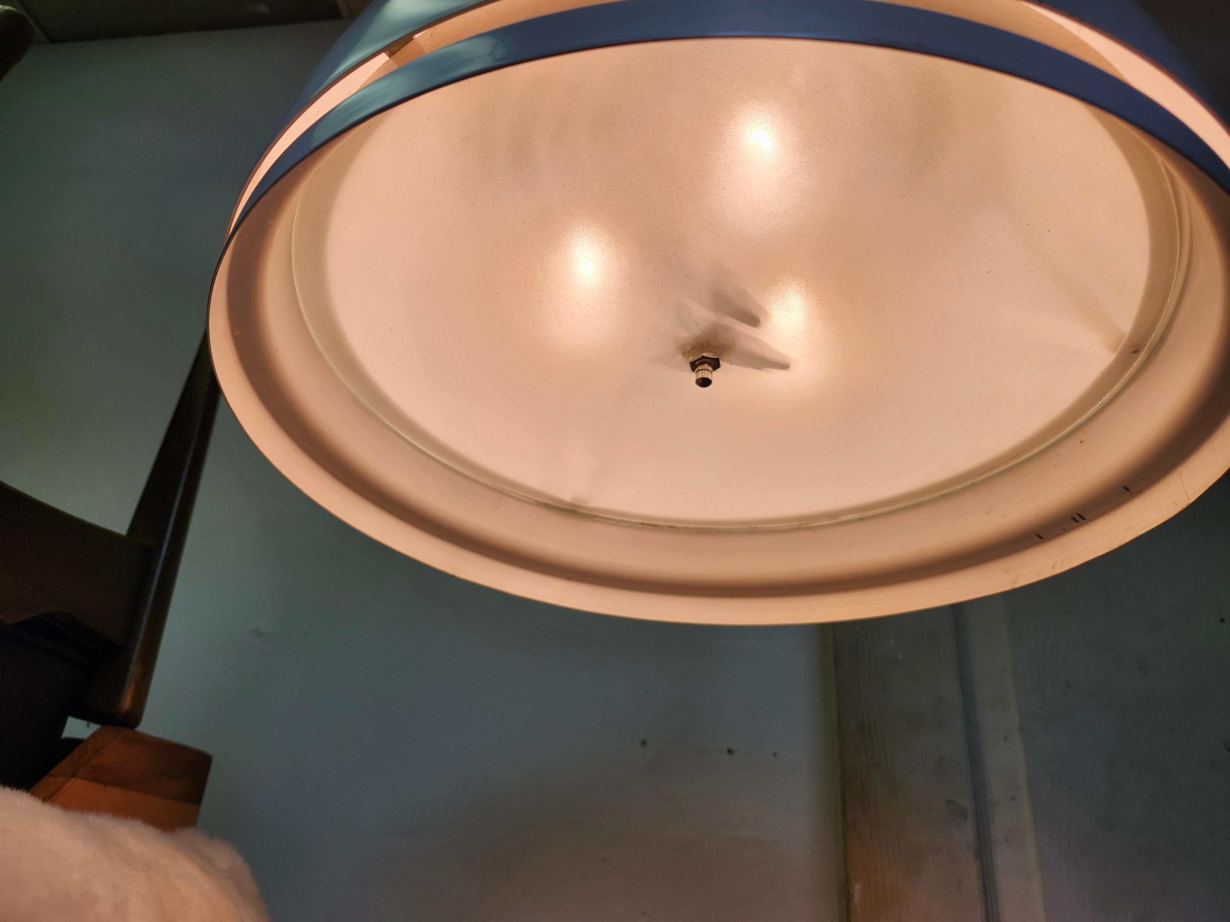 Fine XX secolo Coppia di lampadari a sospensione a leva Arne Jacobsen C1970 in vendita