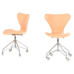 Pair of Arne Jacobsen Office Chairs in Steel and Leather by Fritz Hansen, 1960s