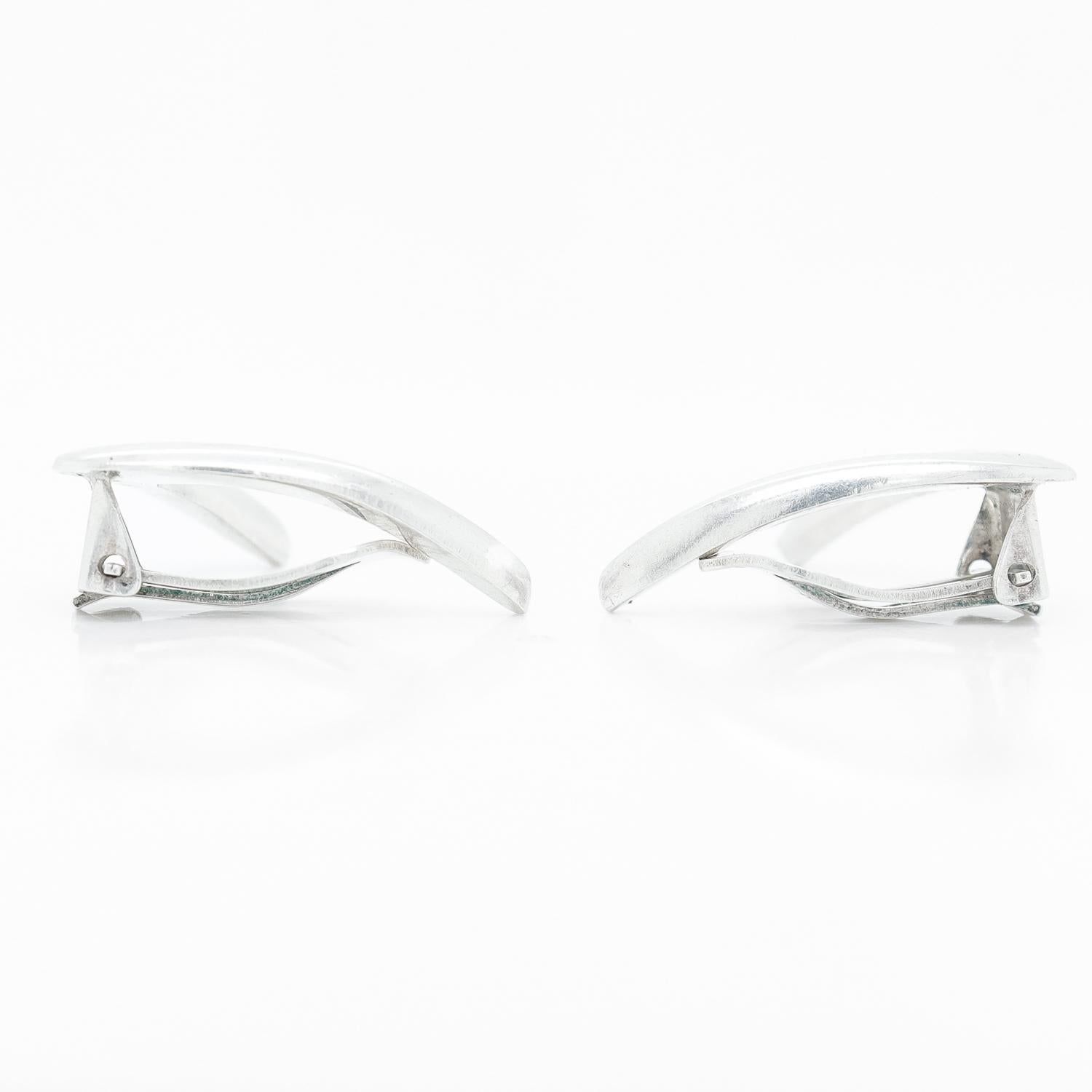 Pair of Arne Johansen Danish Modern Sterling Silver Boomerang Form Clip Earrings For Sale 3